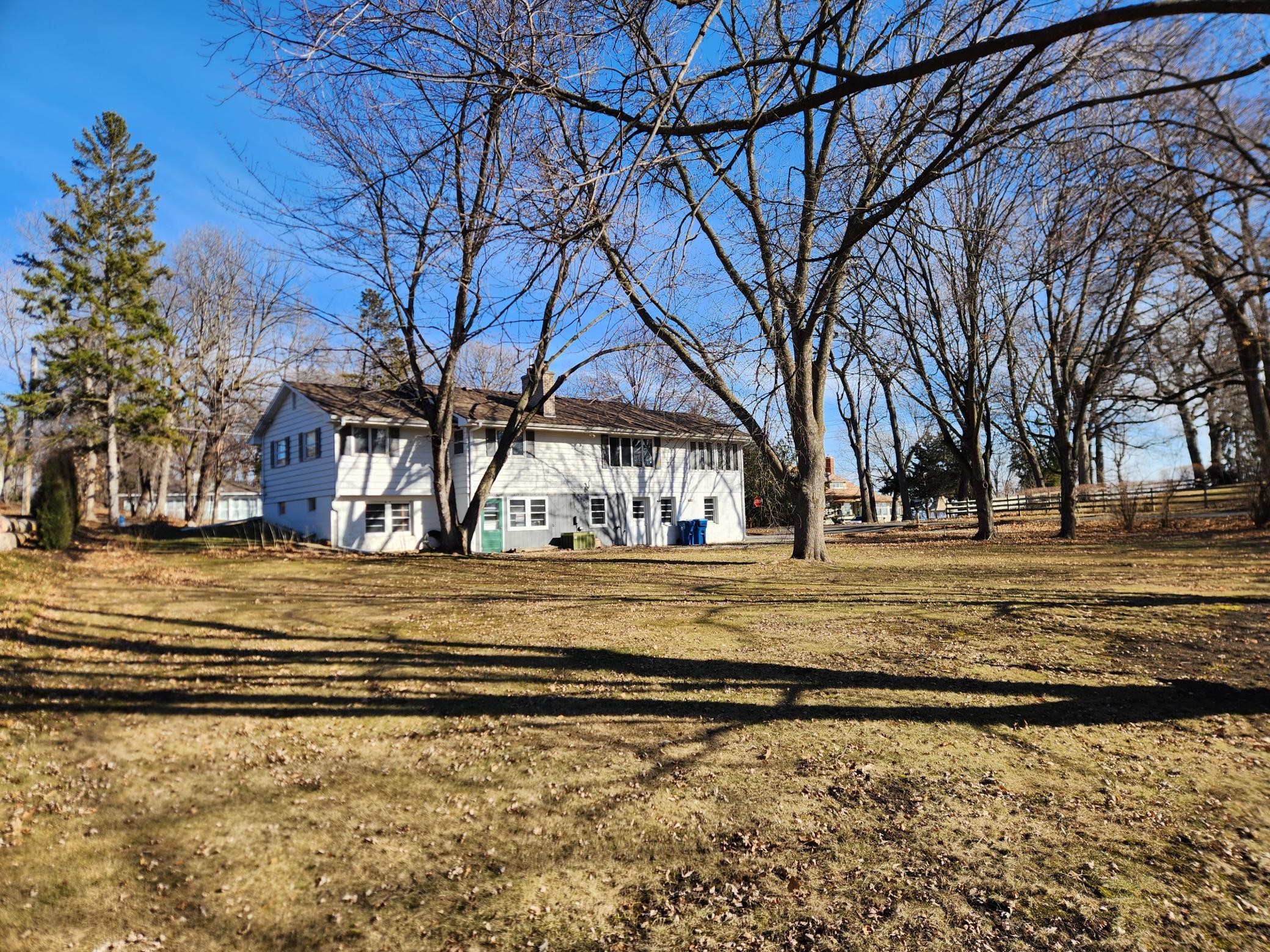 2022 Lake Road