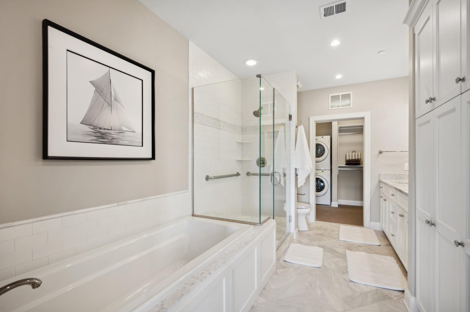 875 Lake Street N Unit: 309