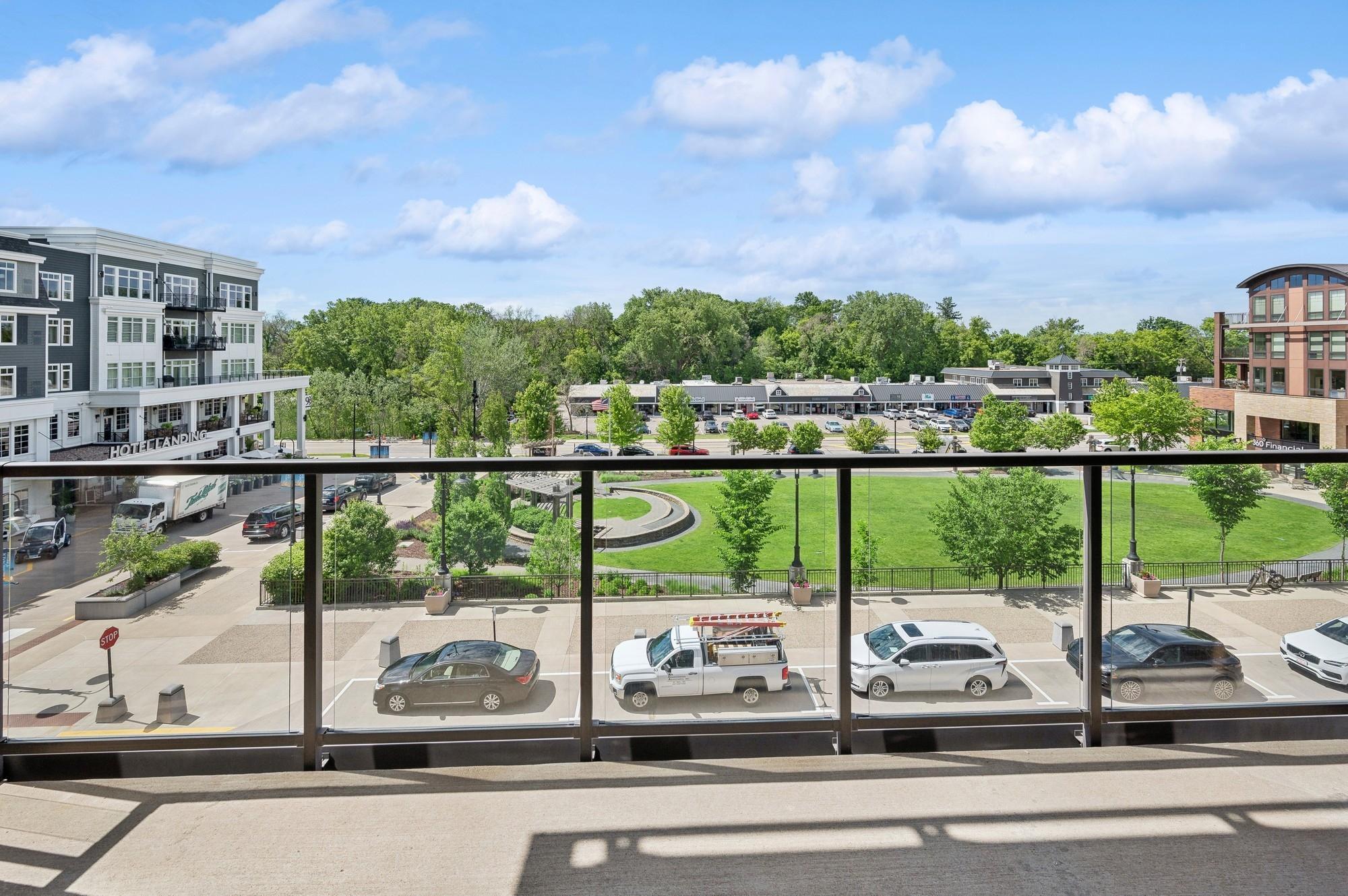 875 Lake Street N Unit: 309