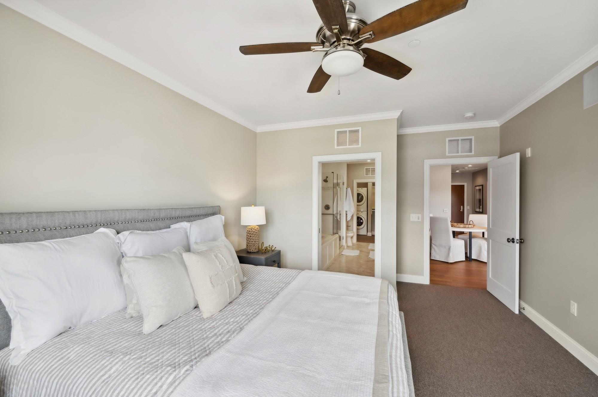 875 Lake Street N Unit: 309