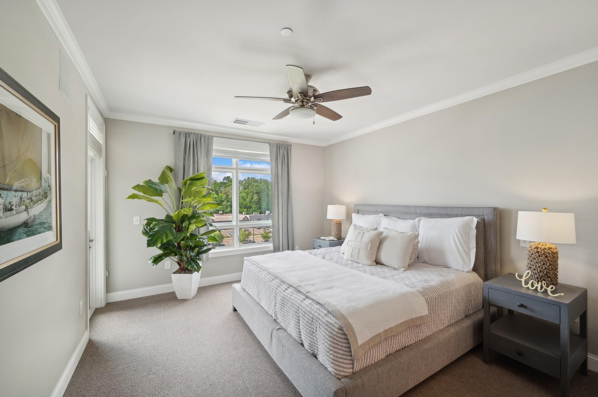 875 Lake Street N Unit: 309