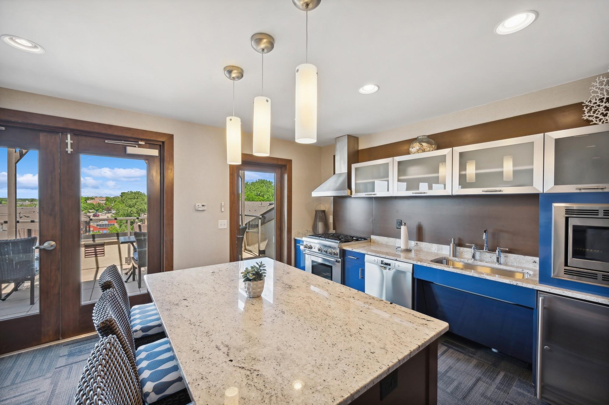 875 Lake Street N Unit: 309