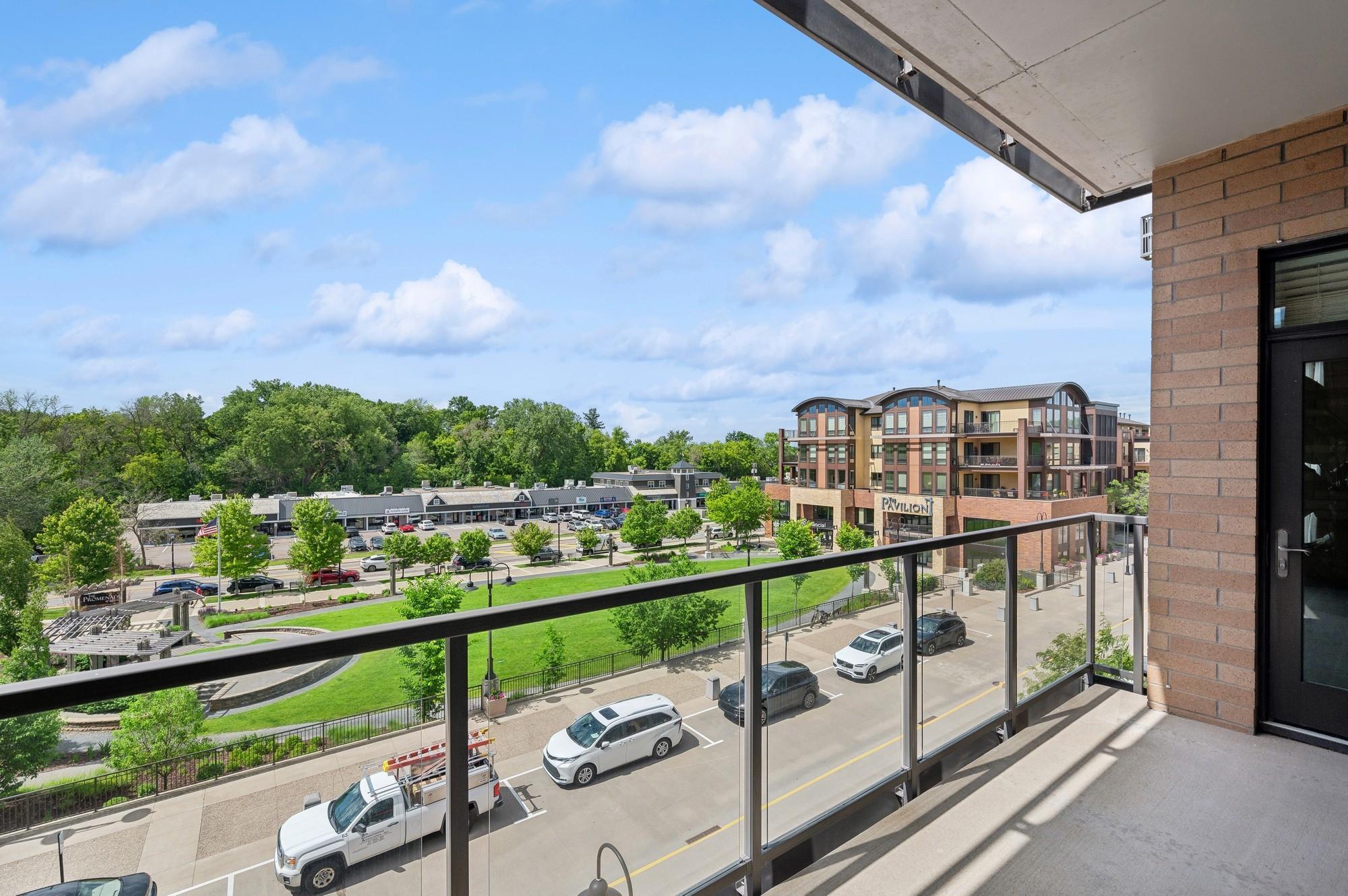 875 Lake Street N Unit: 309
