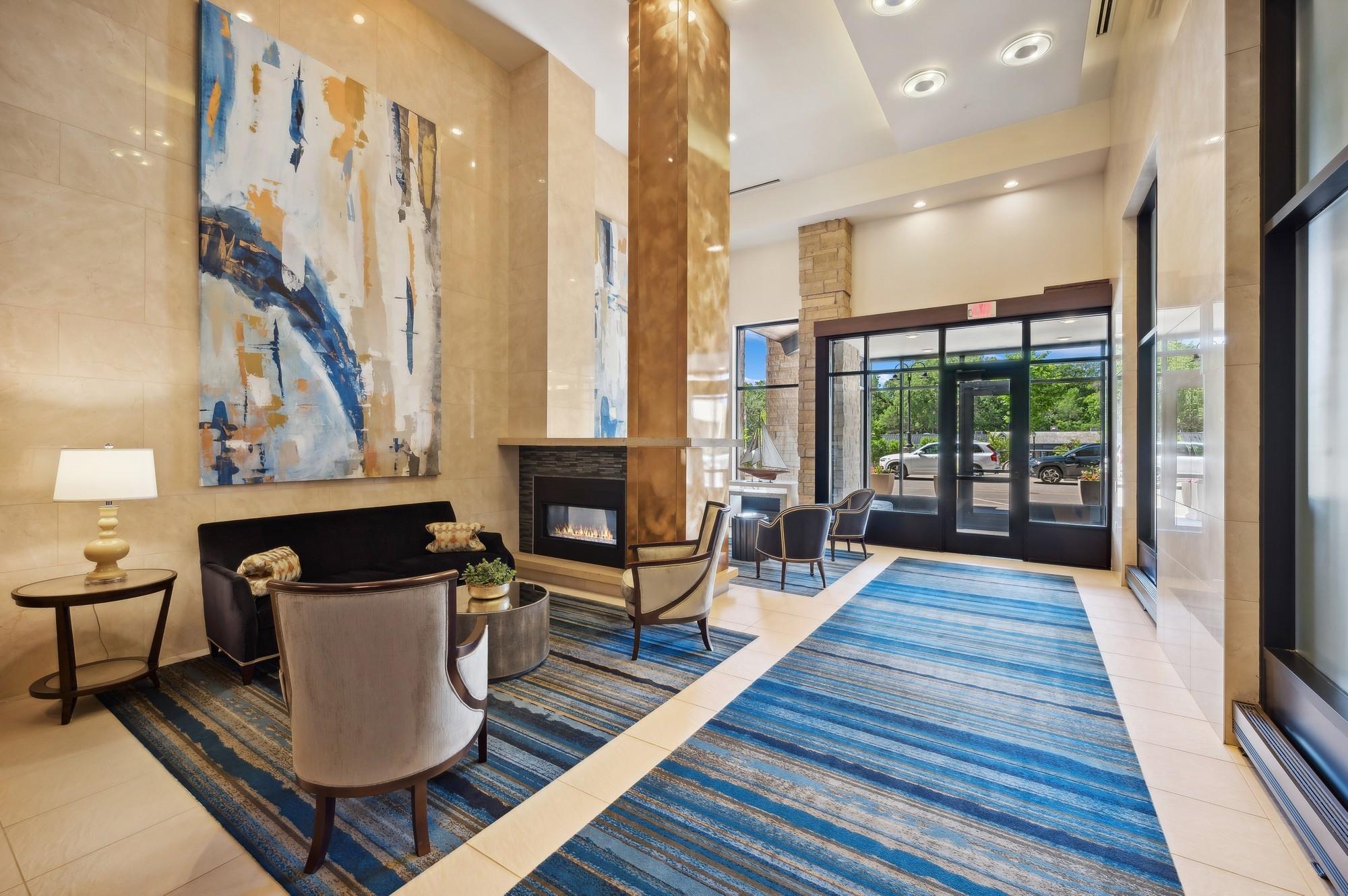 875 Lake Street N Unit: 309
