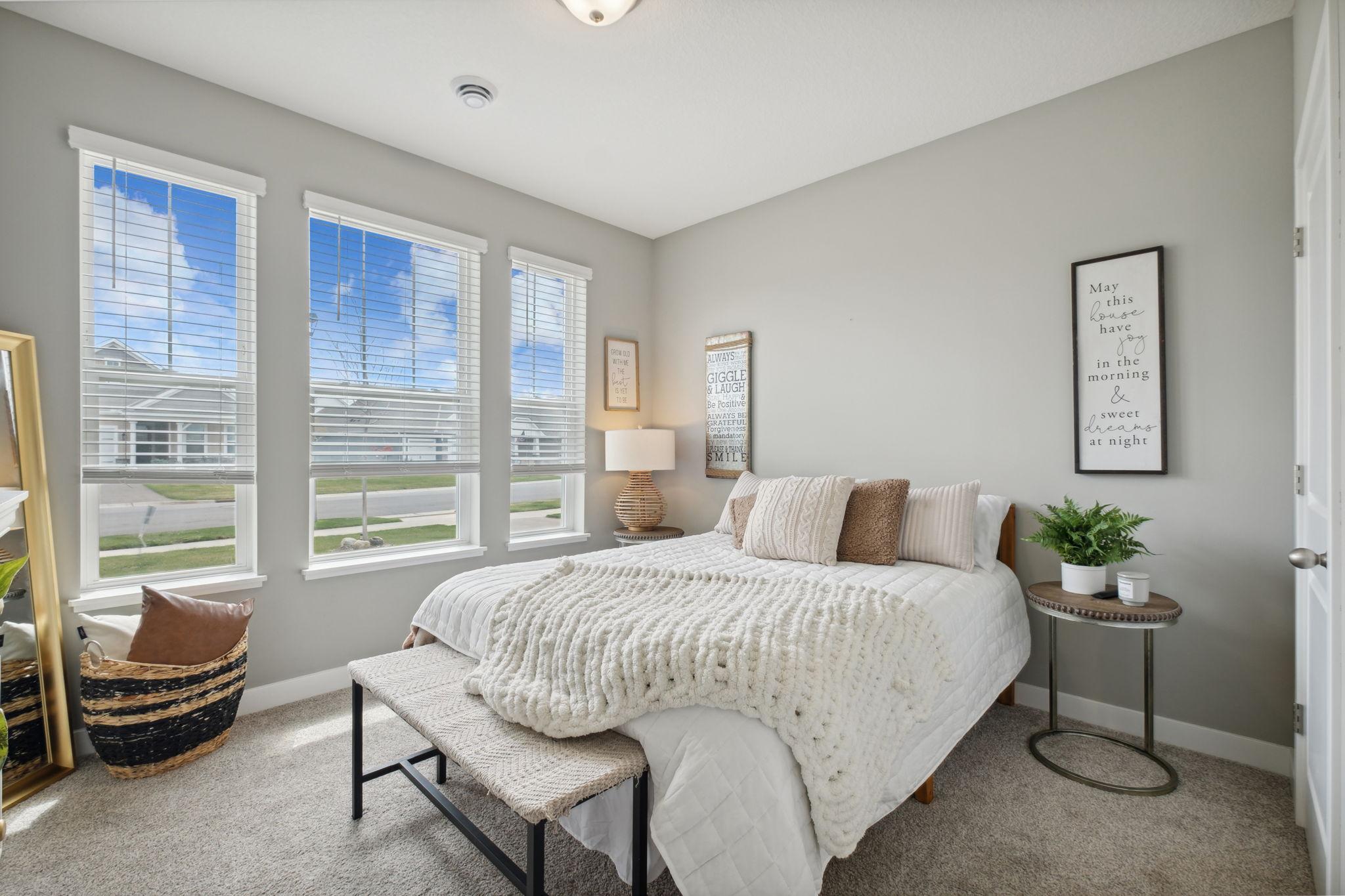 19330 Grass Lake Trail