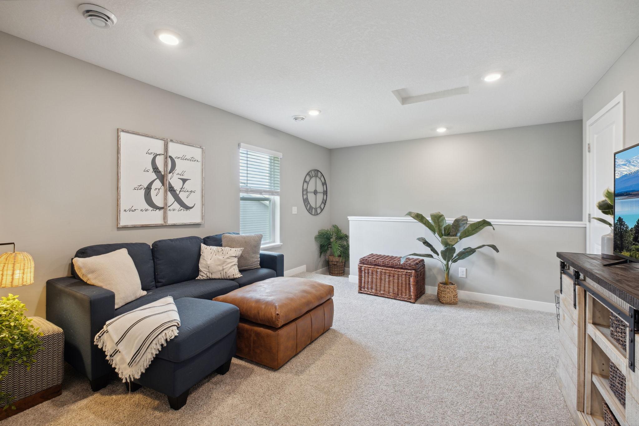 19330 Grass Lake Trail