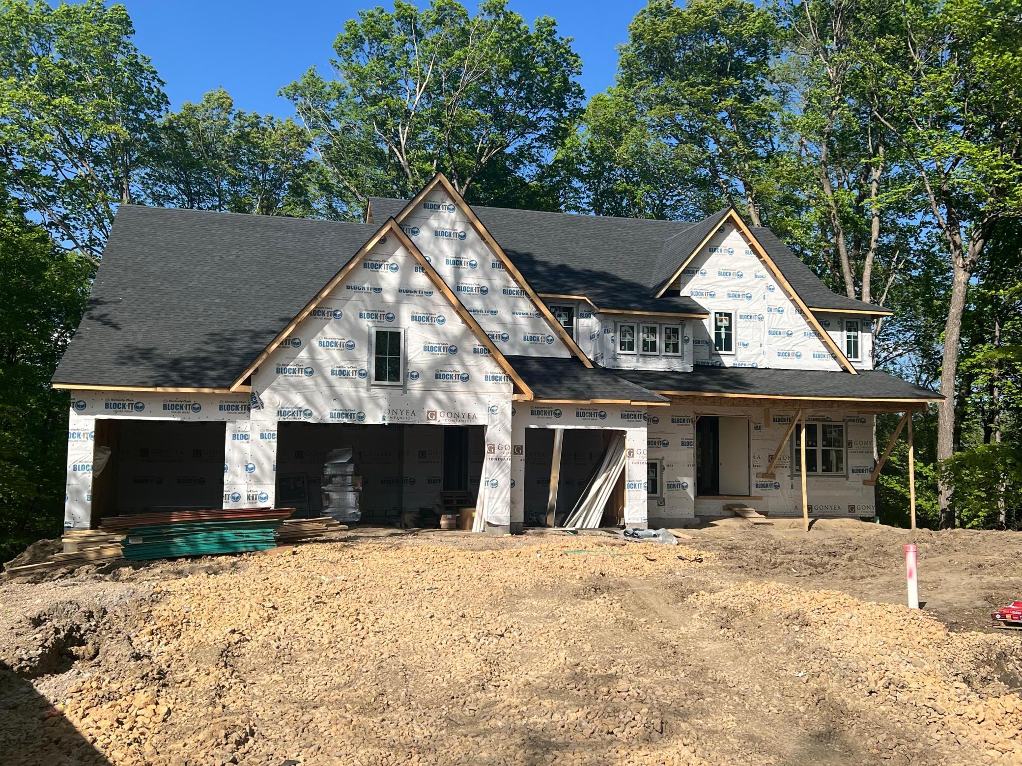 4400 Hawks Point