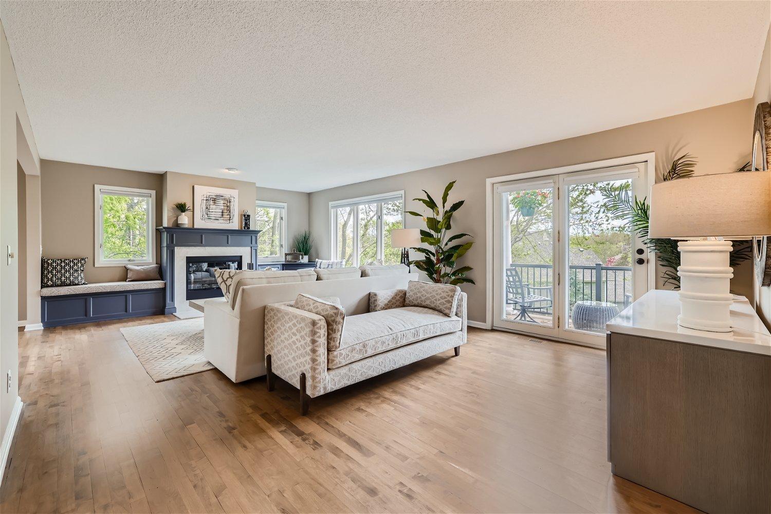 6782 Woodland Drive
