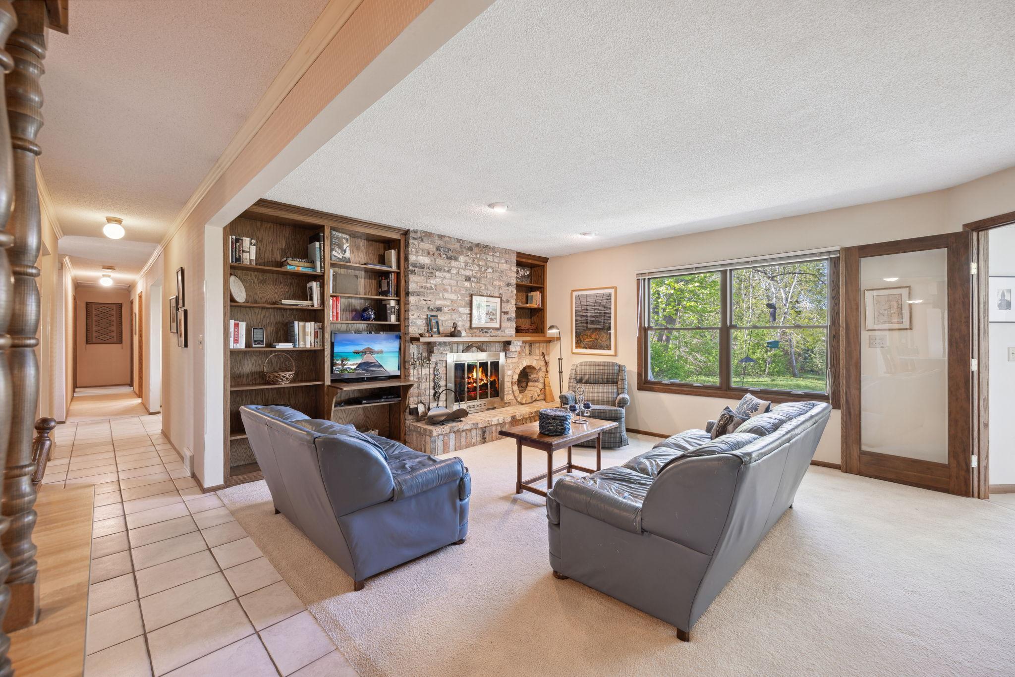 2935 Lindgren Lane