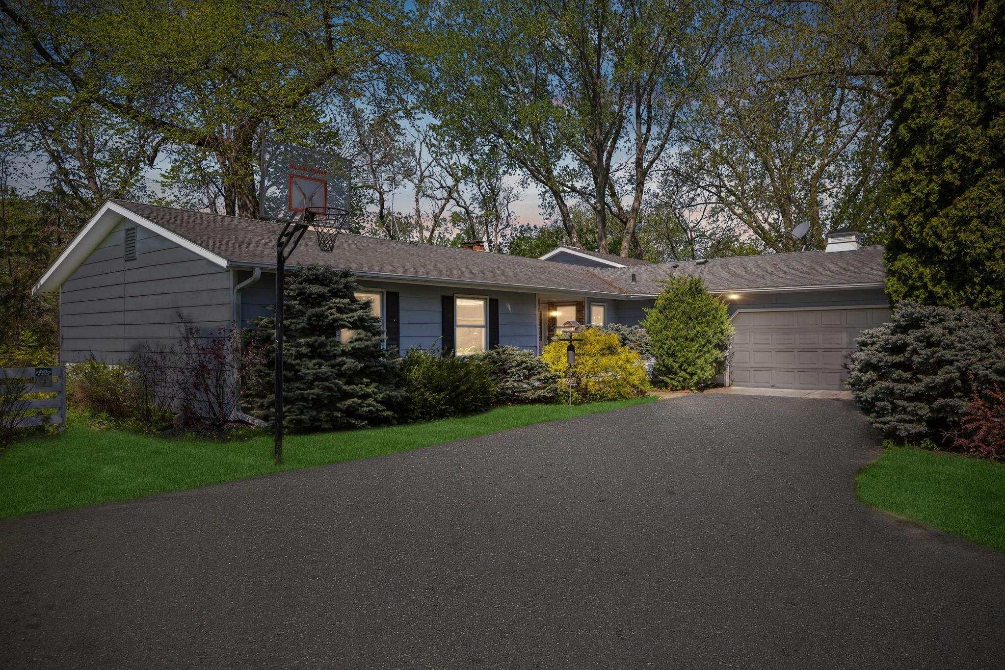 2935 Lindgren Lane
