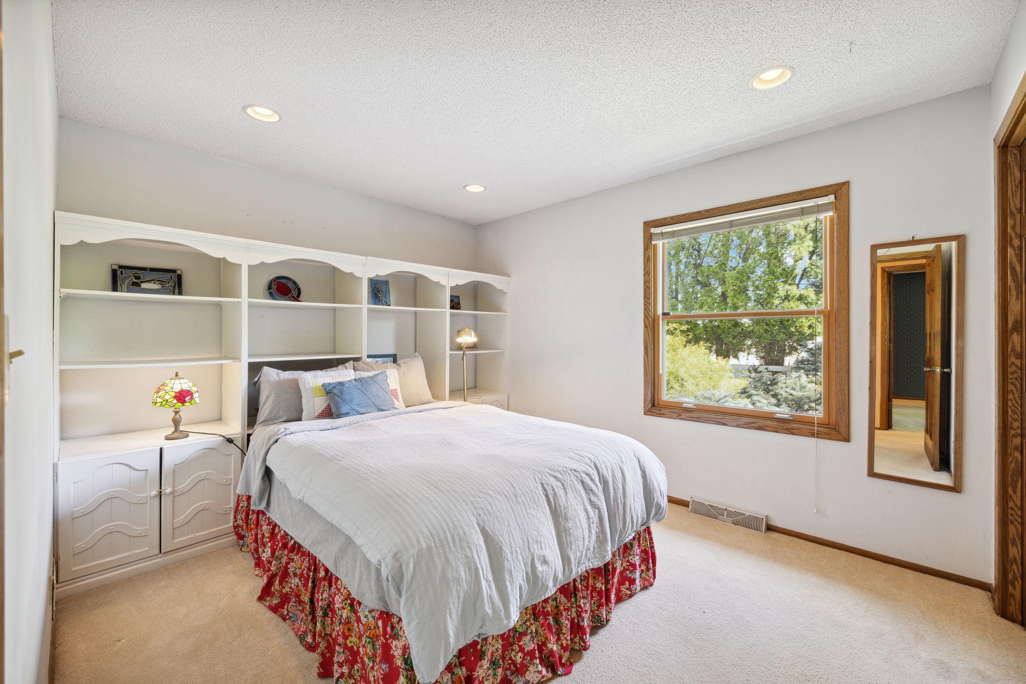 2935 Lindgren Lane