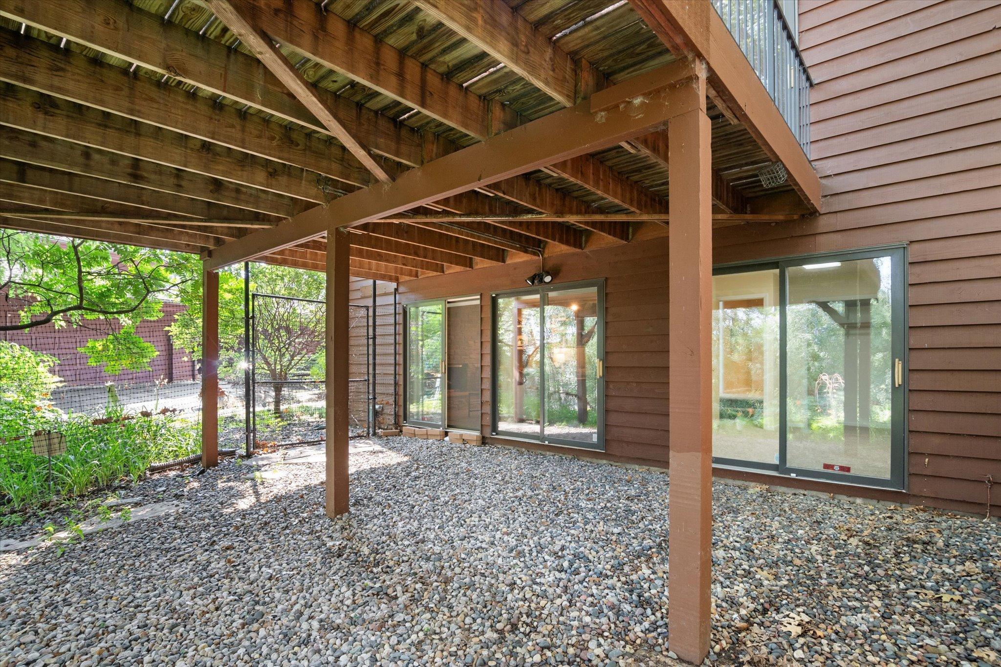 2400 Robin Oak Ridge