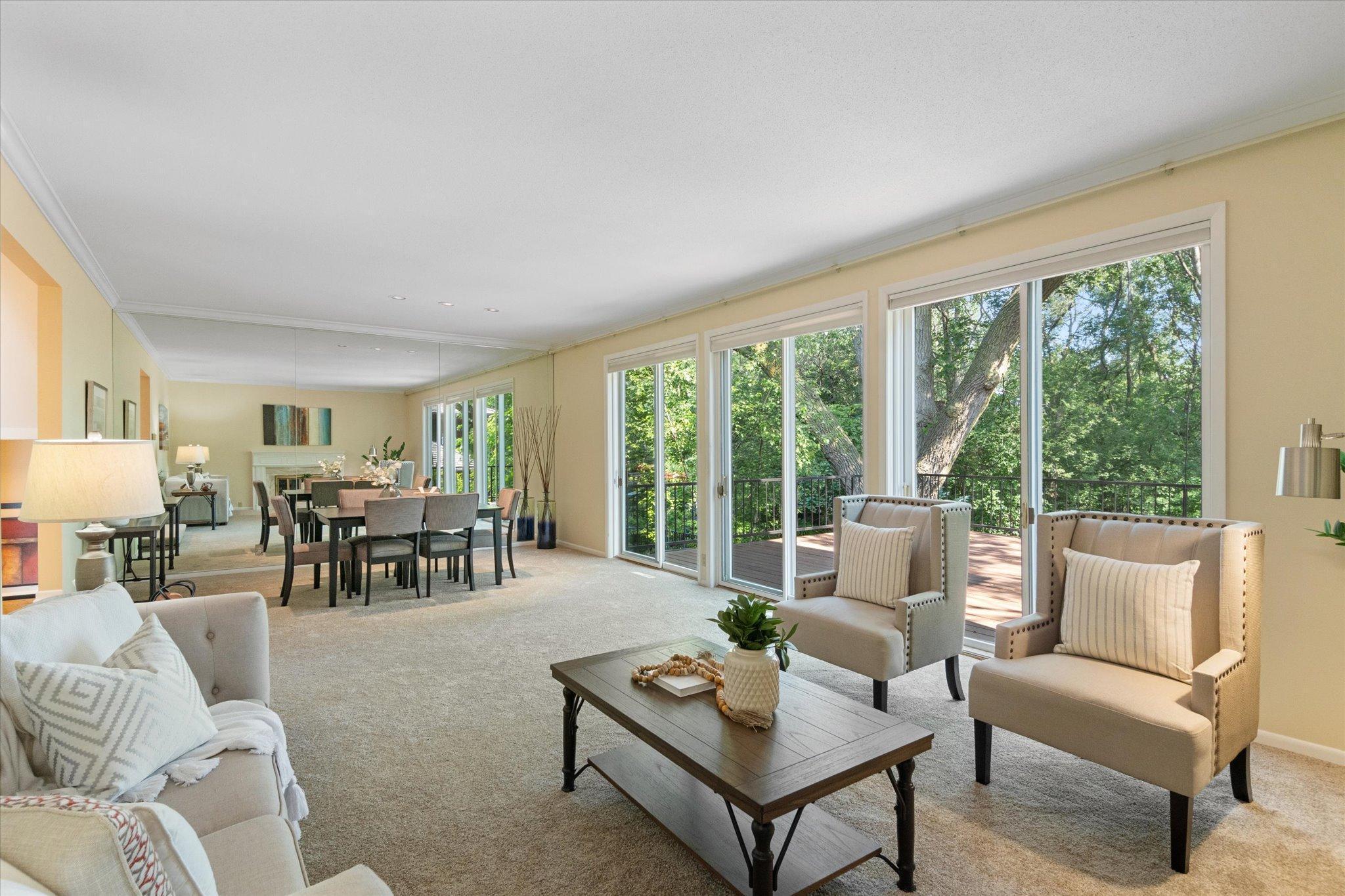 2400 Robin Oak Ridge