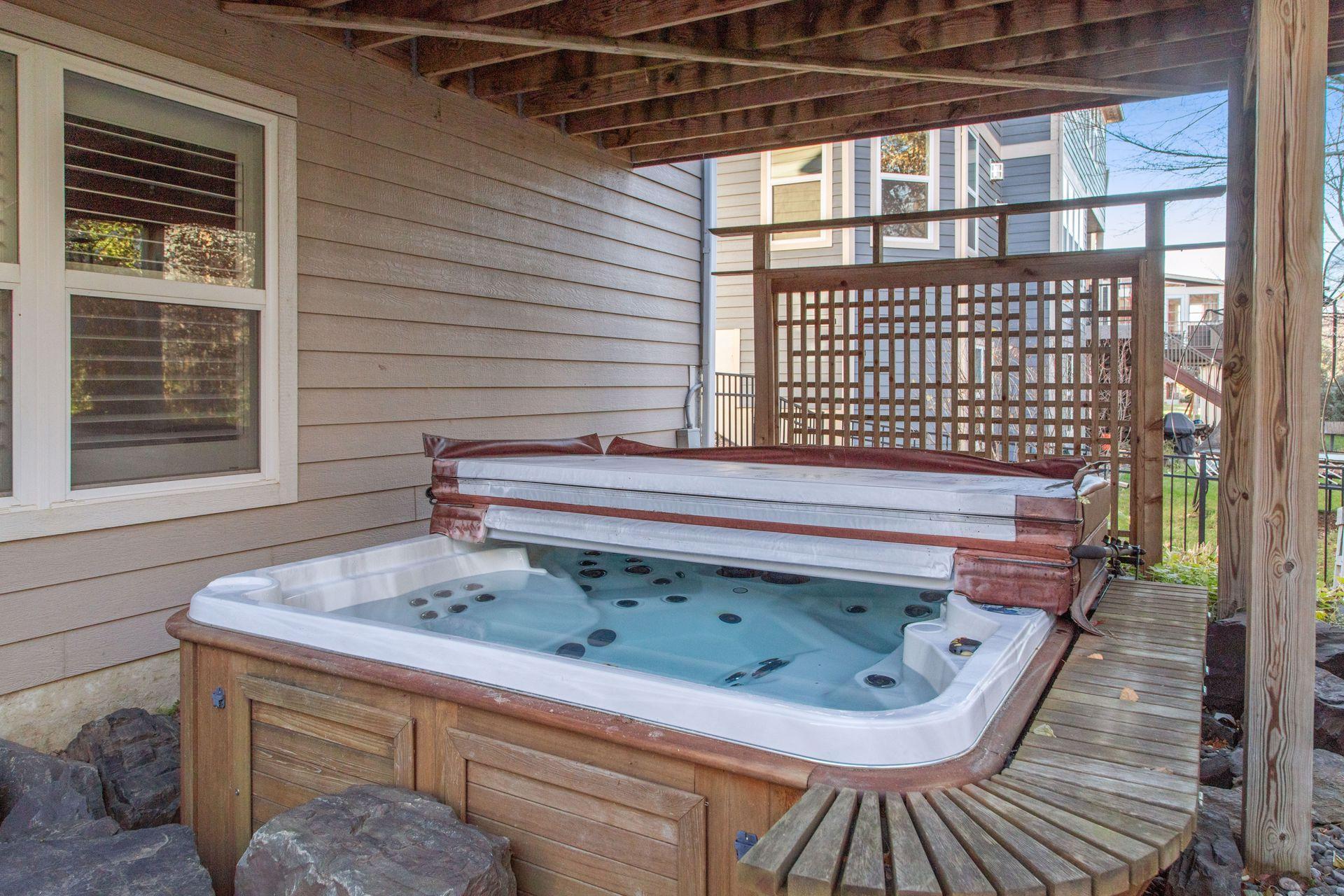 5460 Yellowstone Trail