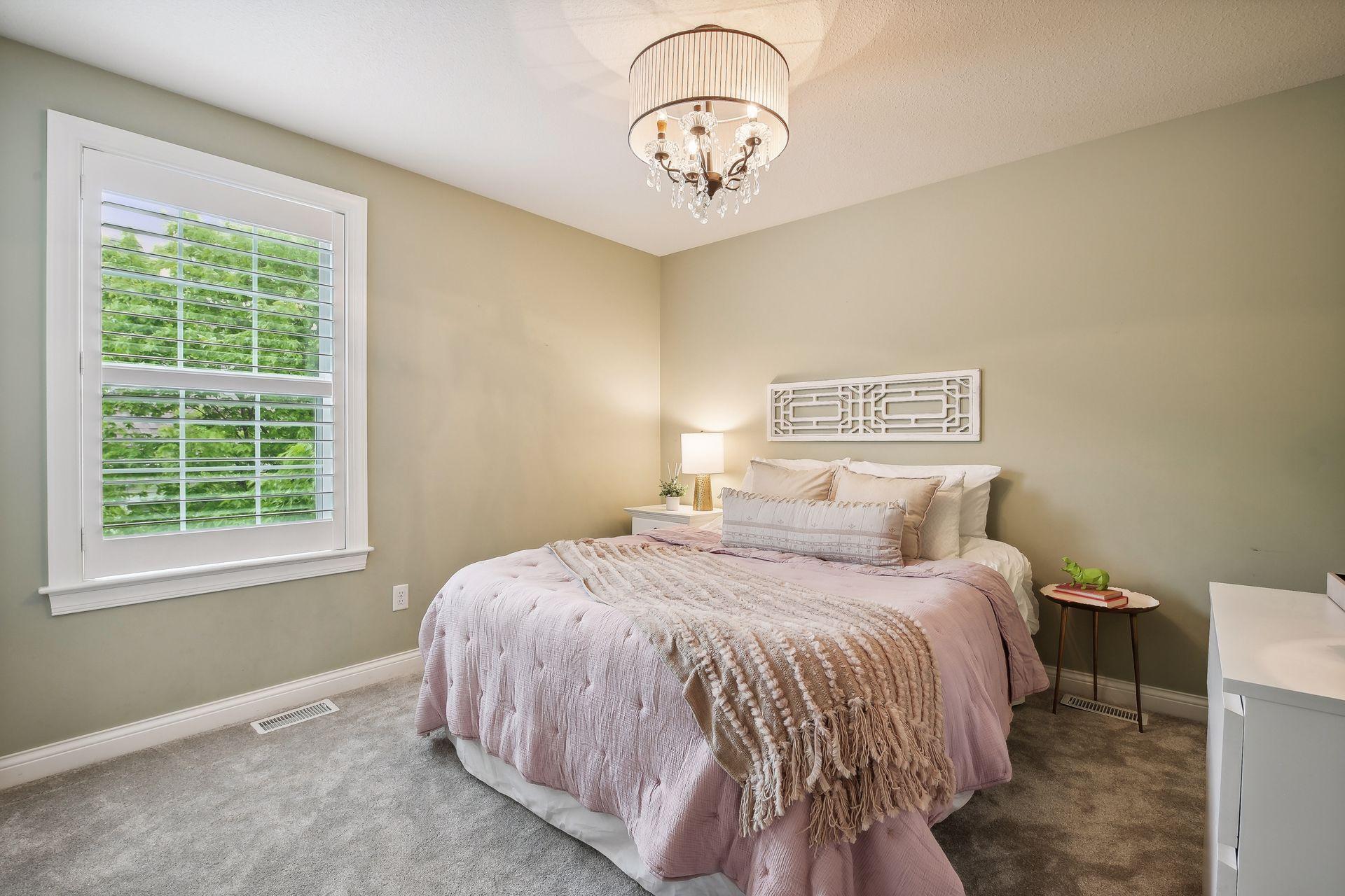 5460 Yellowstone Trail