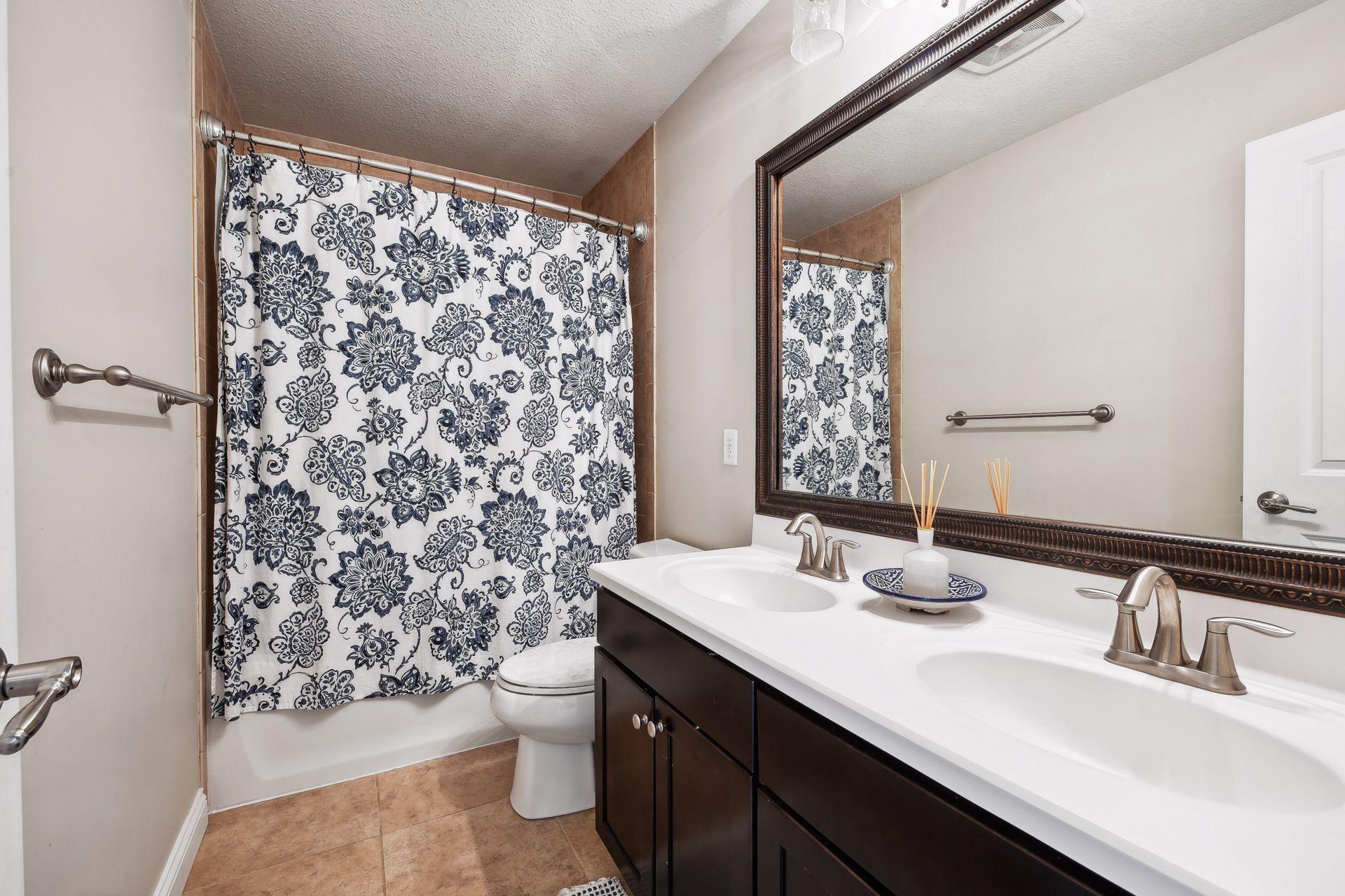 5460 Yellowstone Trail