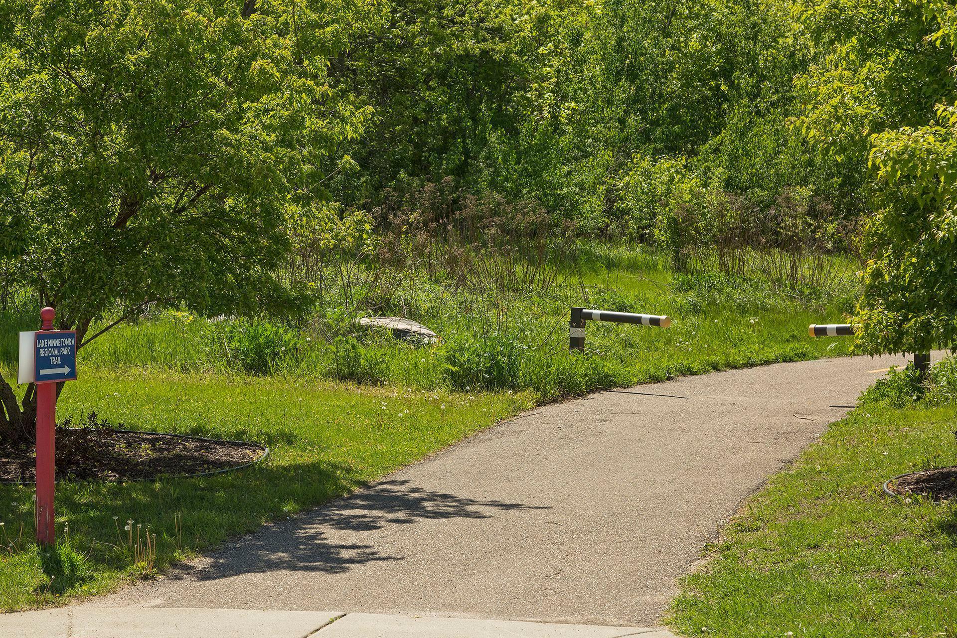 5460 Yellowstone Trail