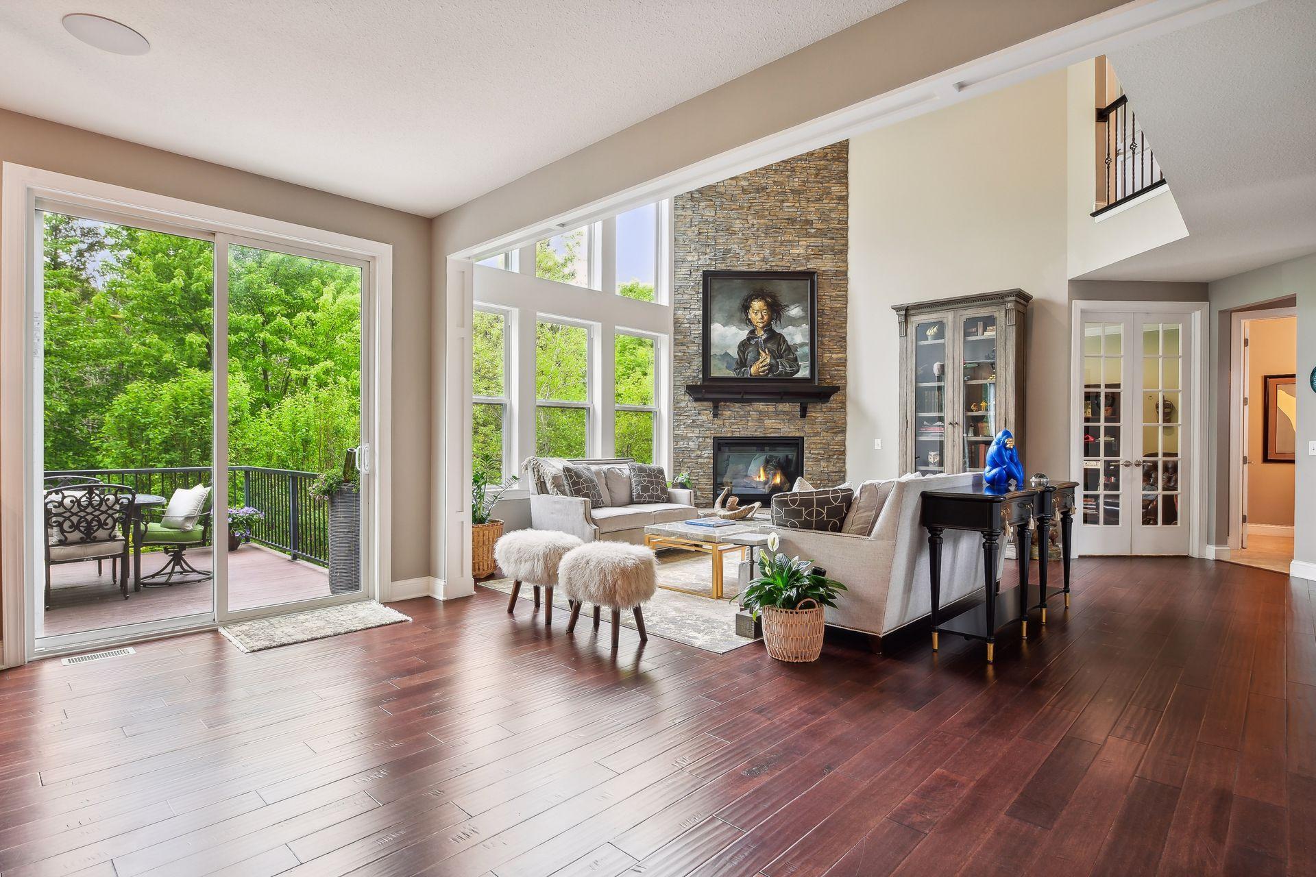 5460 Yellowstone Trail