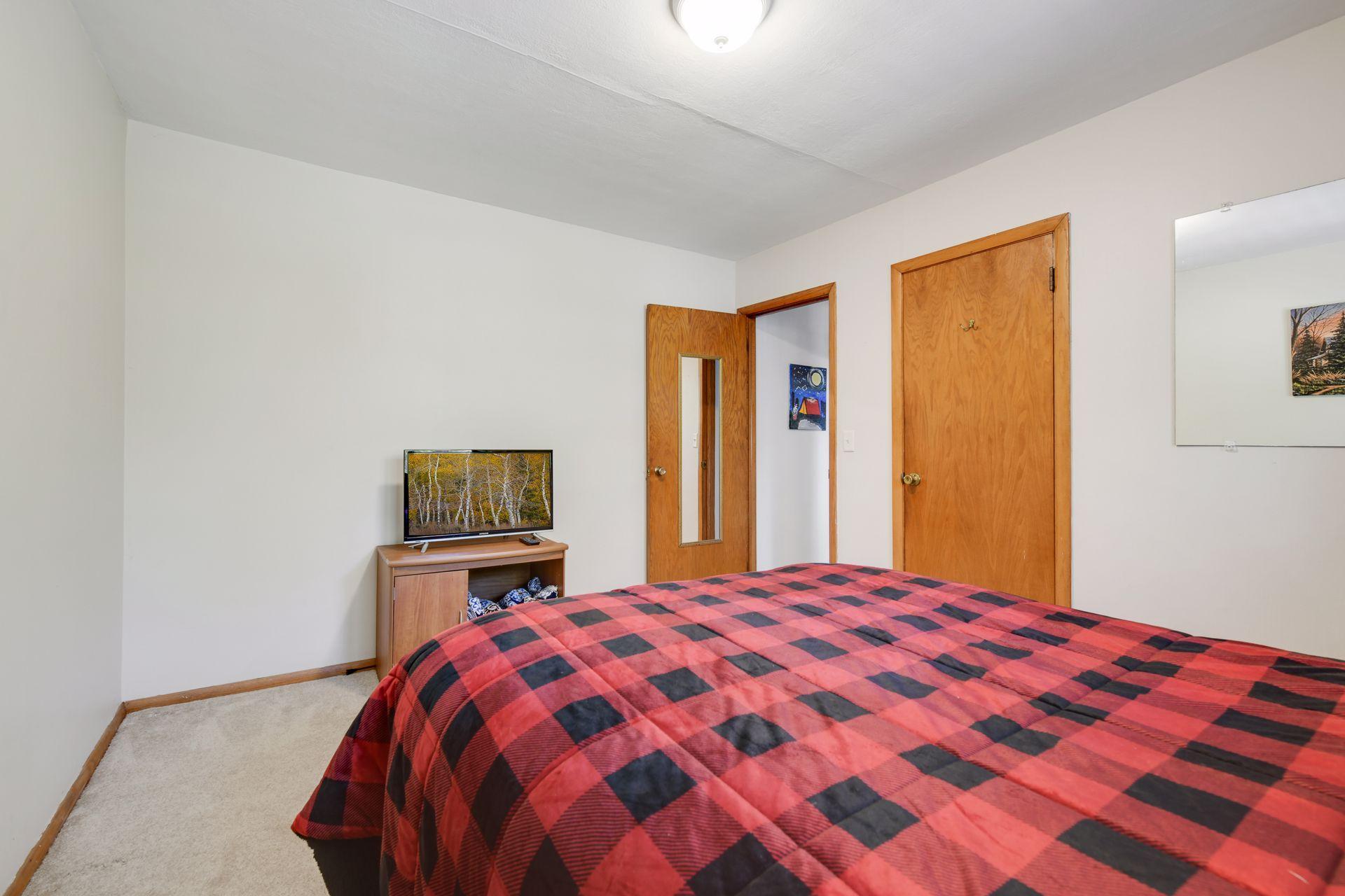 16353 Knaus Lake Circle