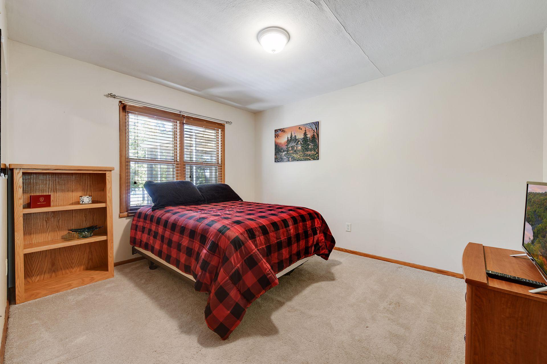16353 Knaus Lake Circle