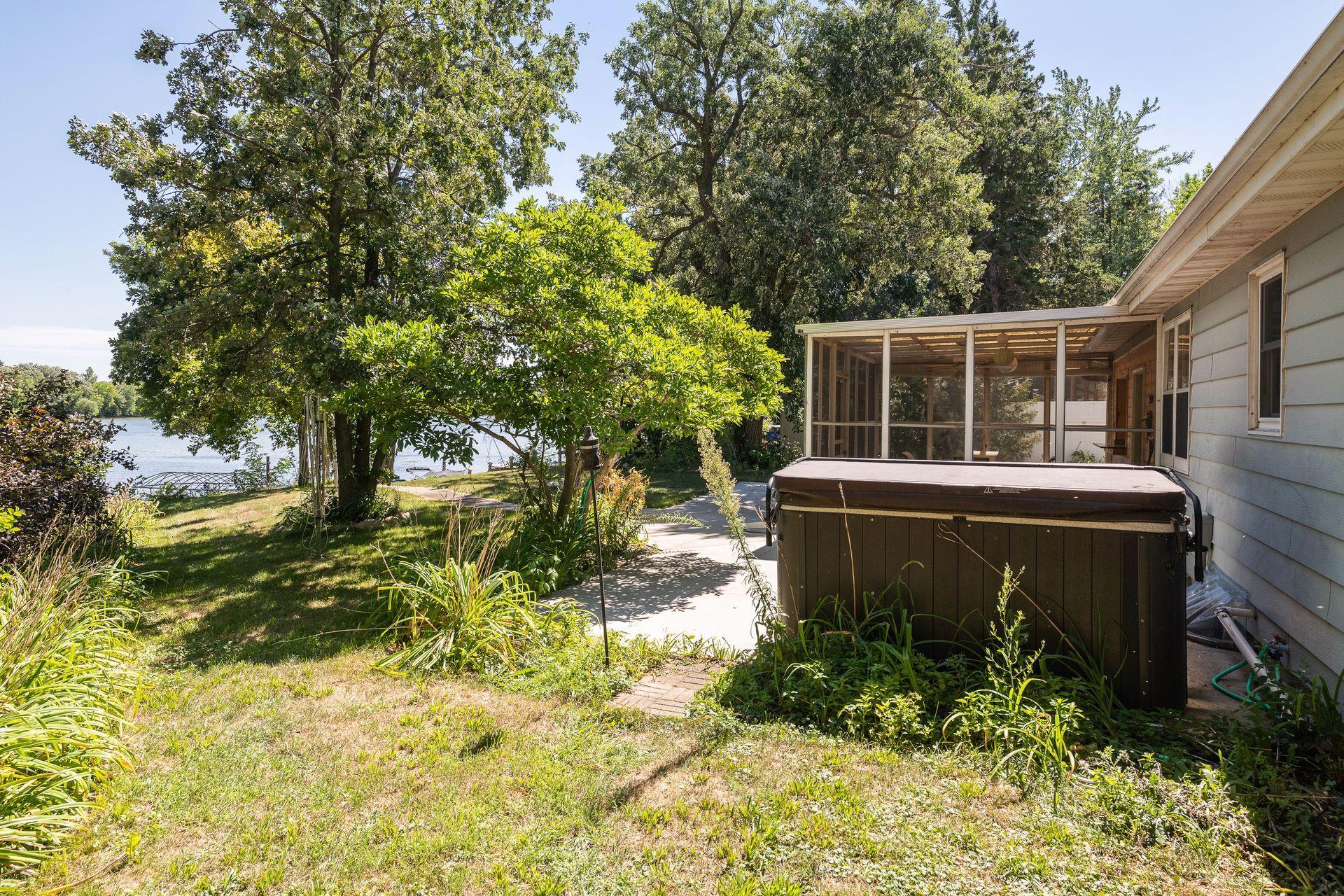 16353 Knaus Lake Circle