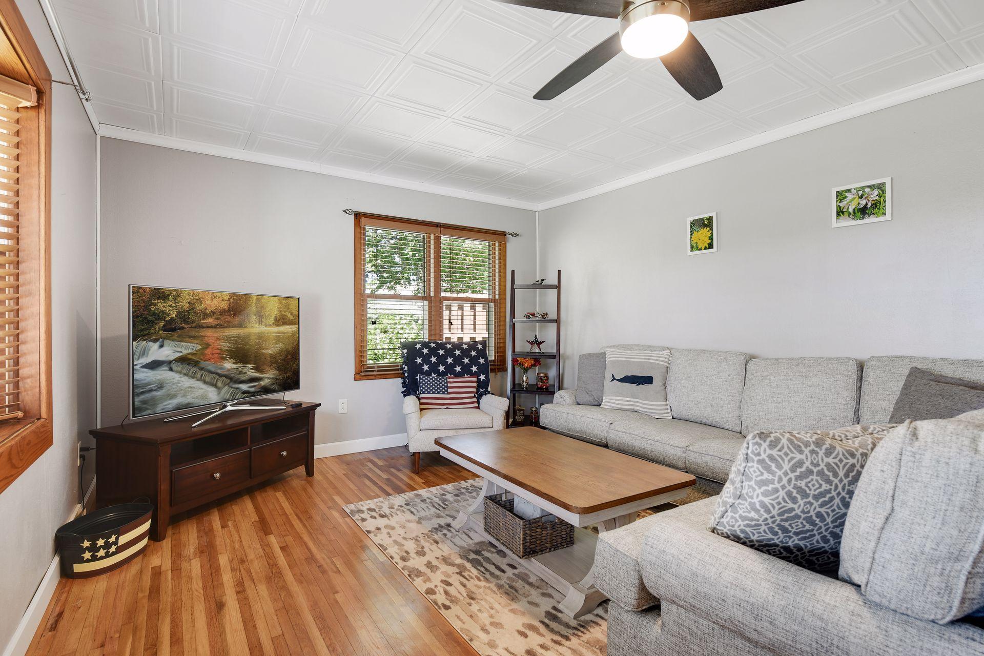 16353 Knaus Lake Circle