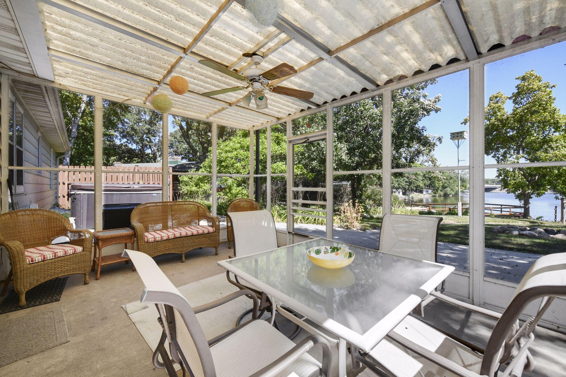 16353 Knaus Lake Circle