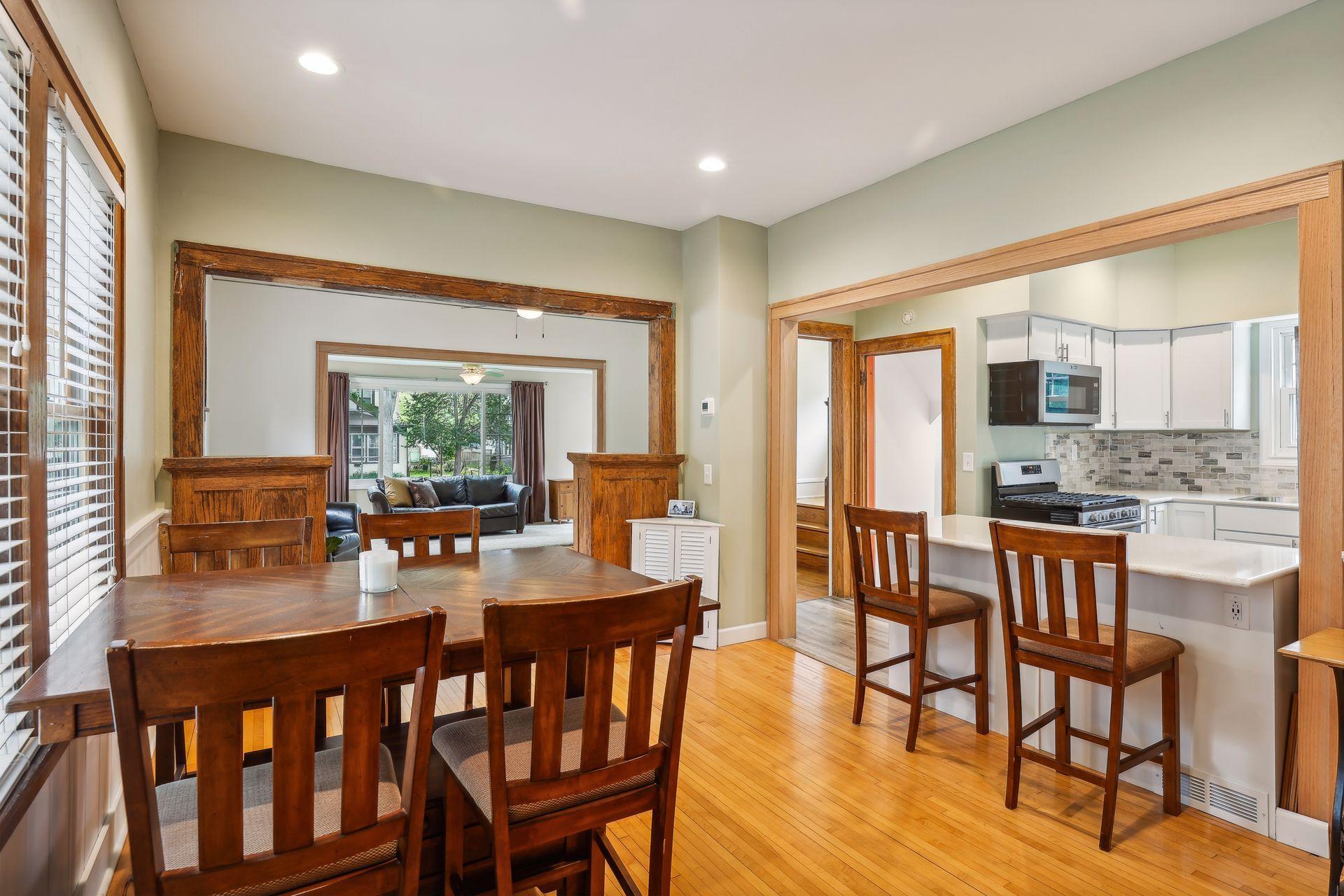 1710 Grand Street NE