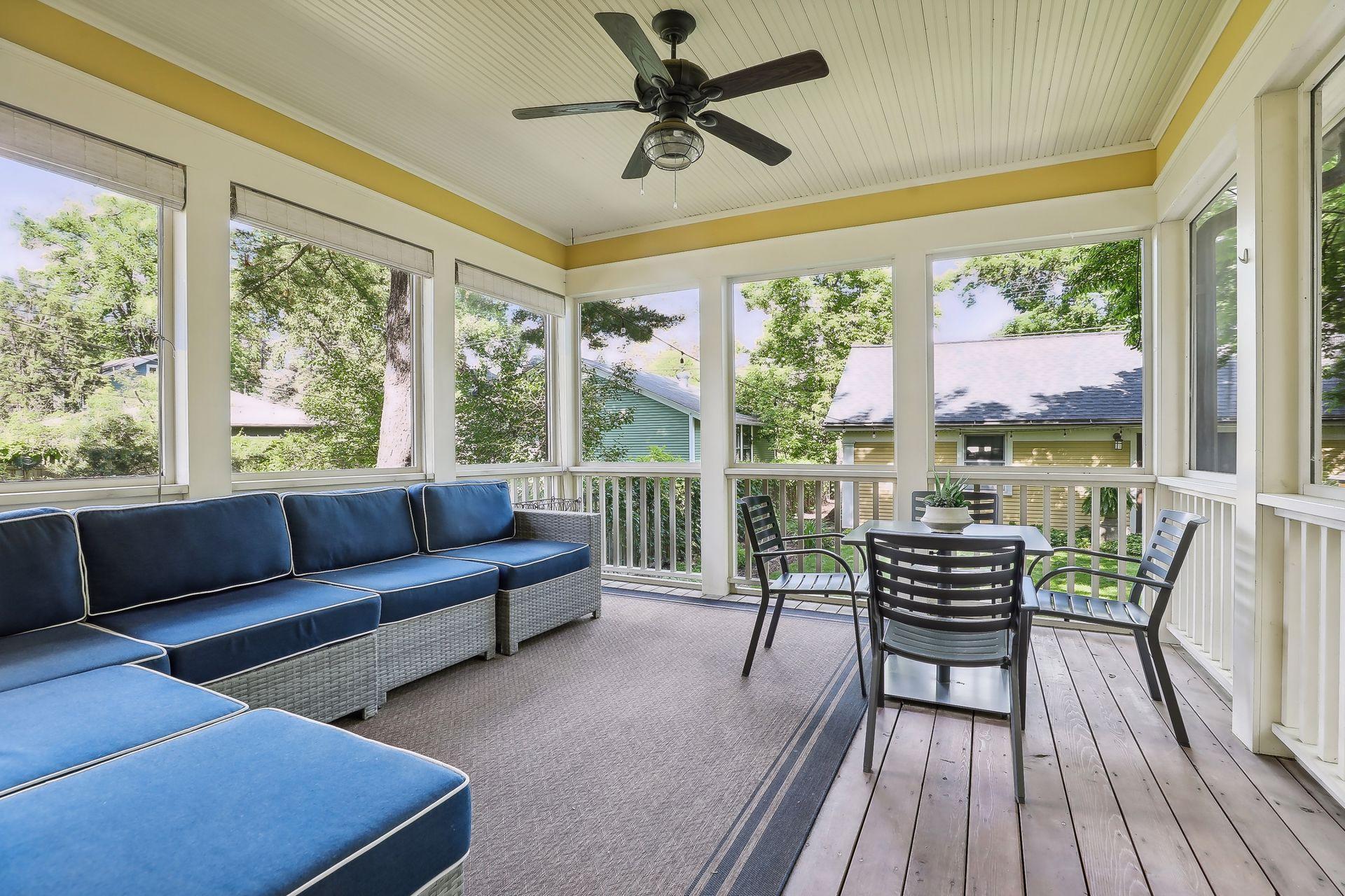 2521 Irving Avenue S