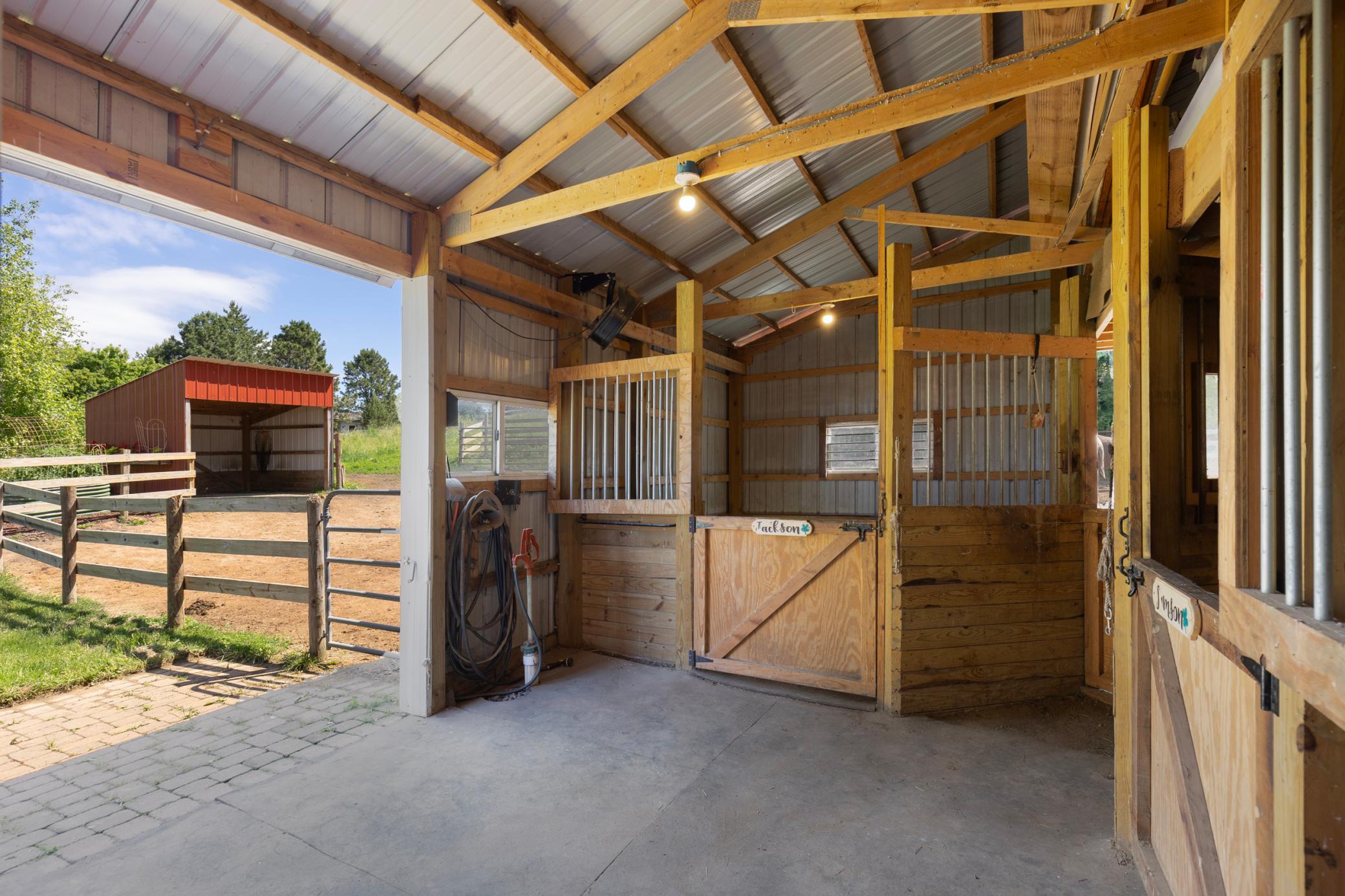 1442 Homestead Trail