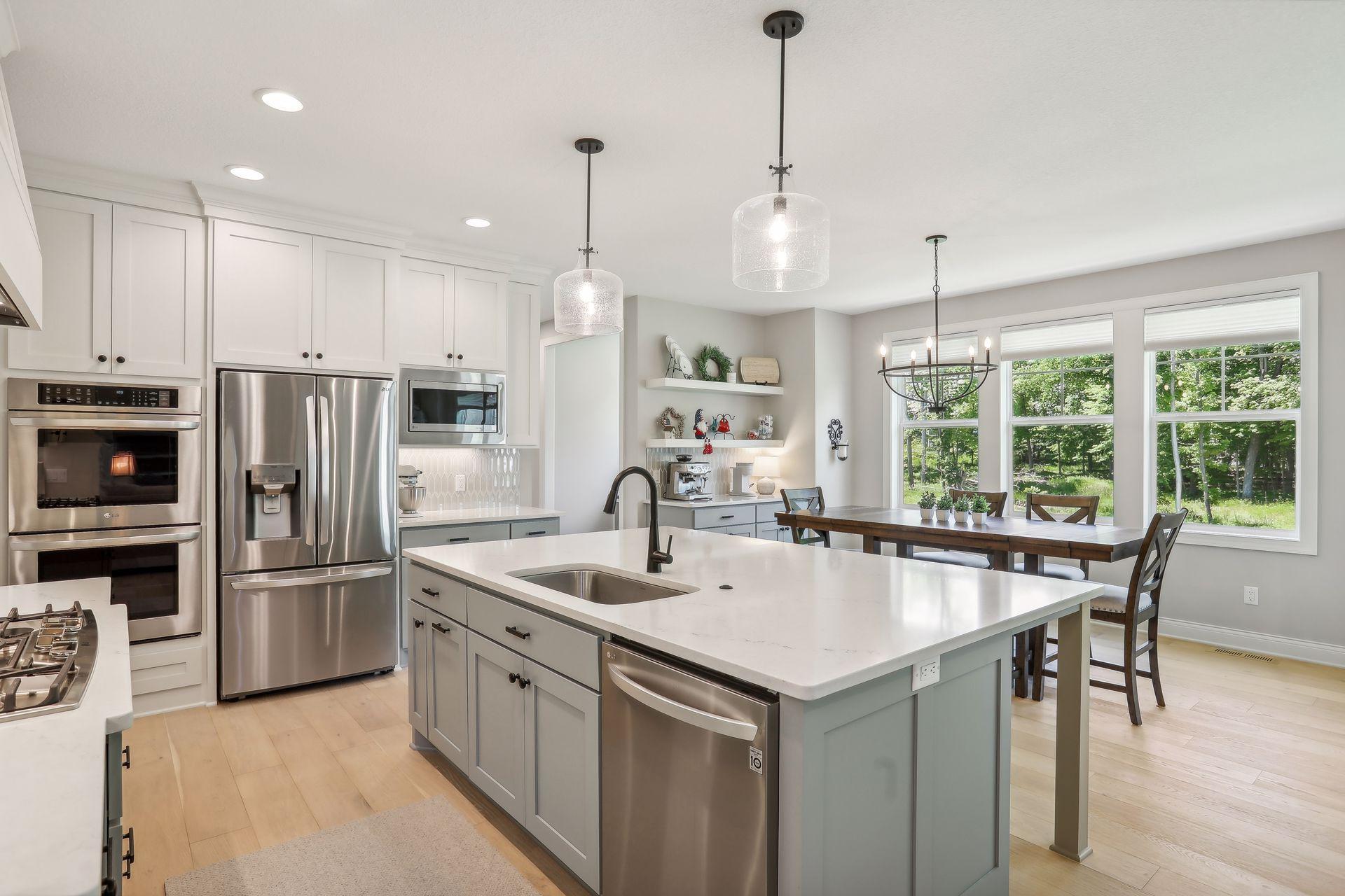 4249 Halstead Bay Alcove