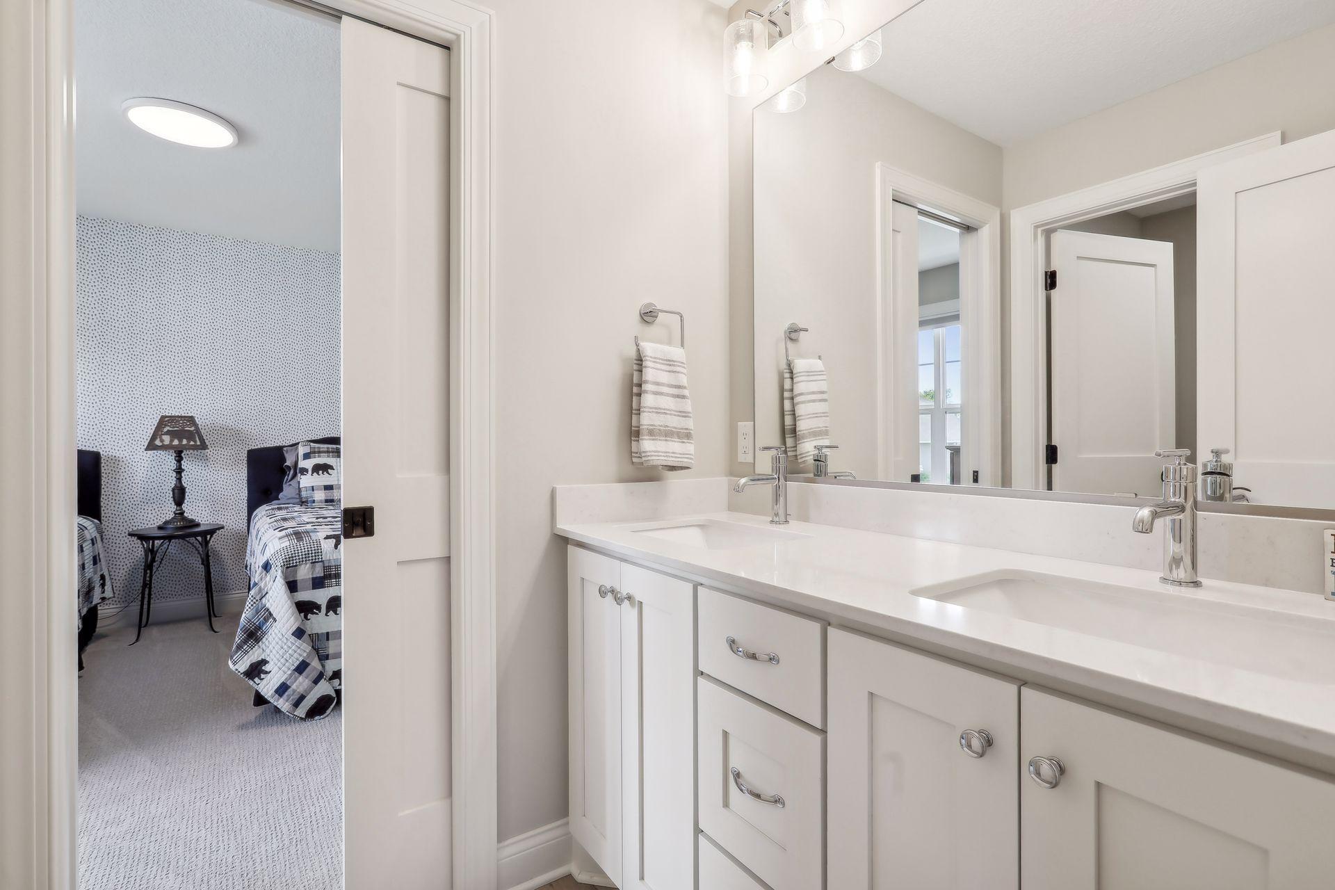 4249 Halstead Bay Alcove