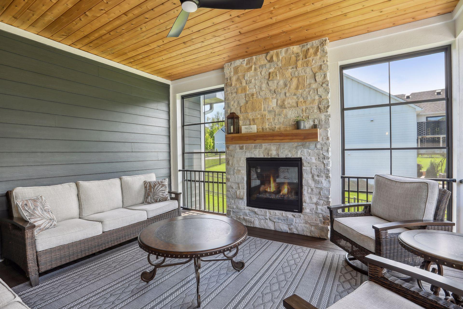 4249 Halstead Bay Alcove