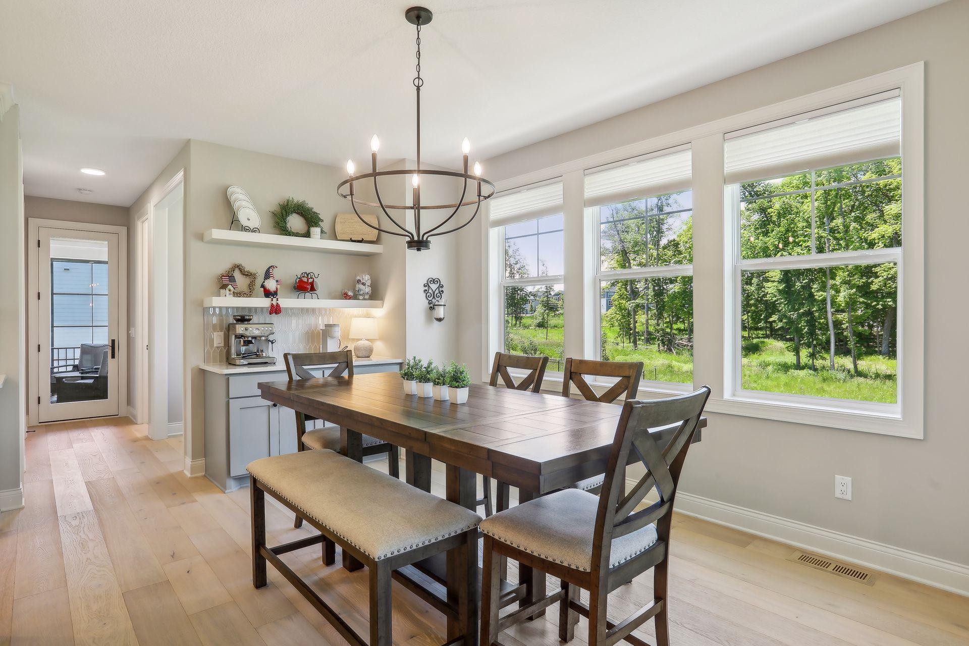 4249 Halstead Bay Alcove