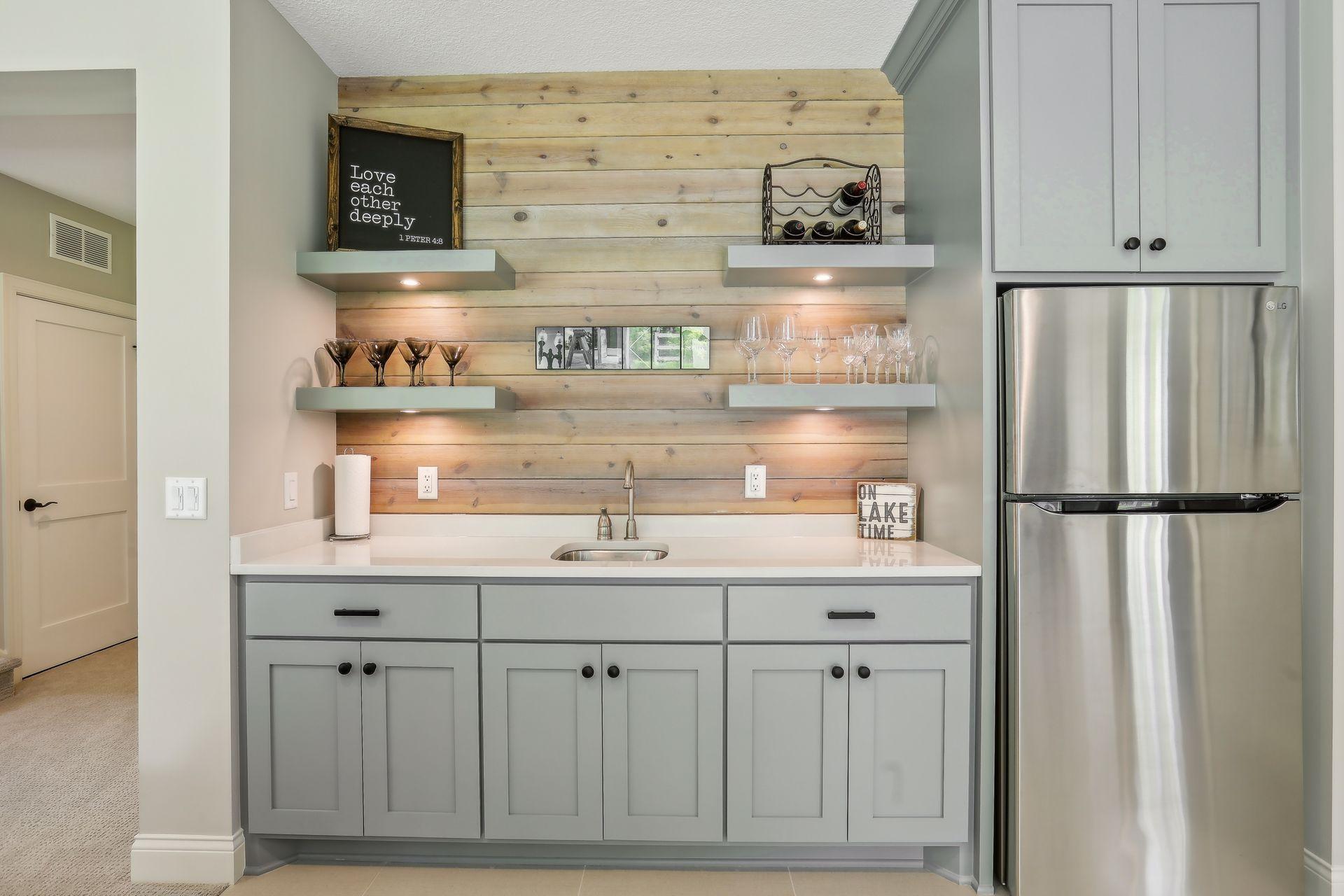 4249 Halstead Bay Alcove