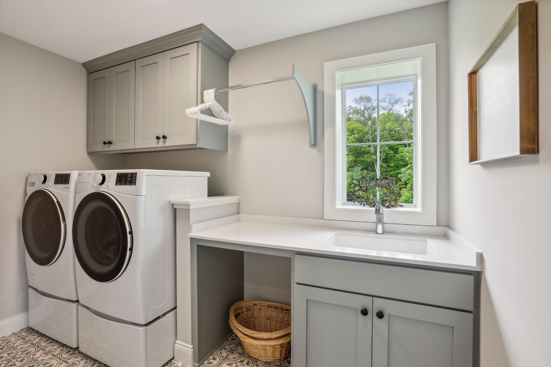 4249 Halstead Bay Alcove