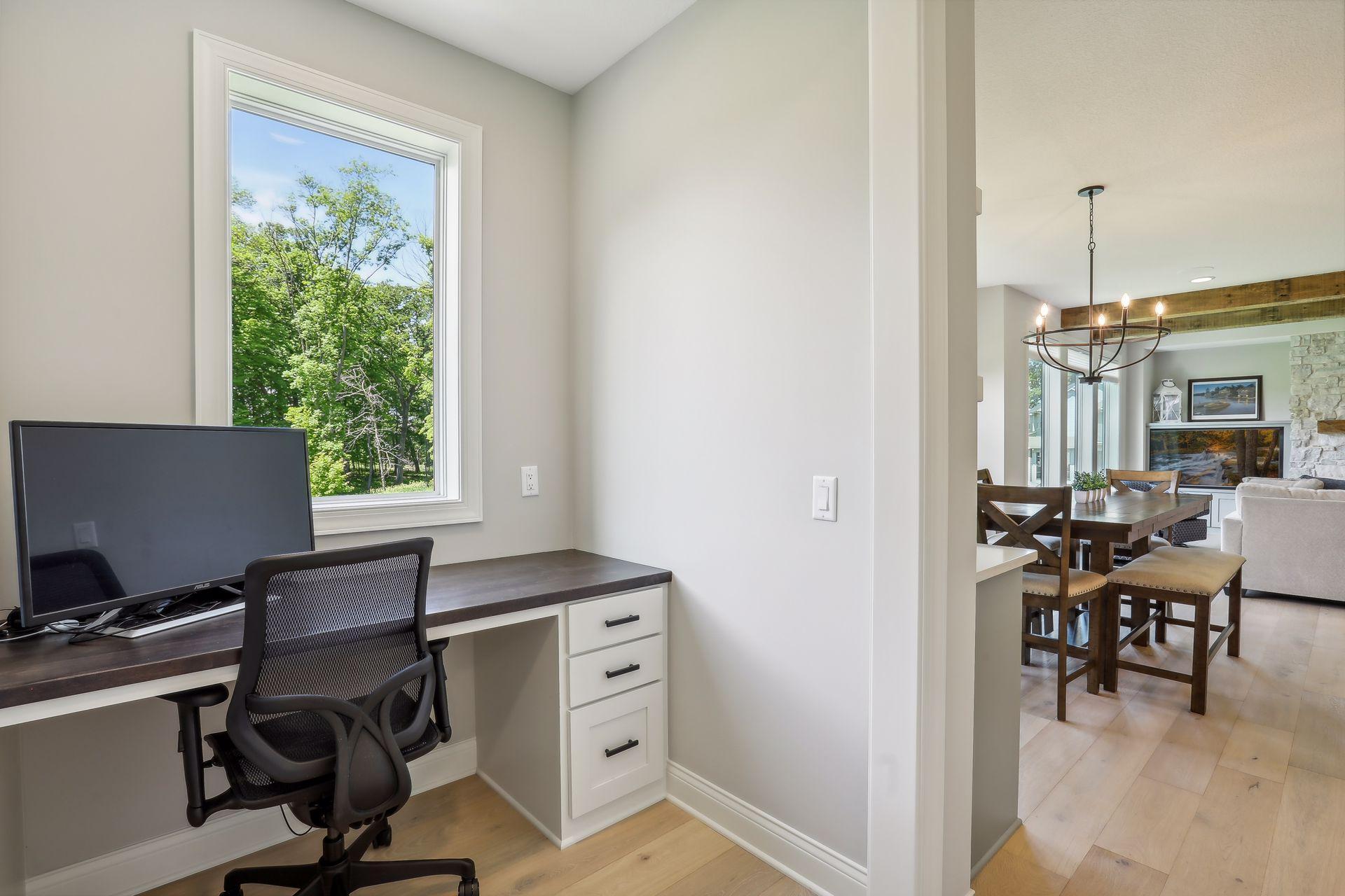 4249 Halstead Bay Alcove