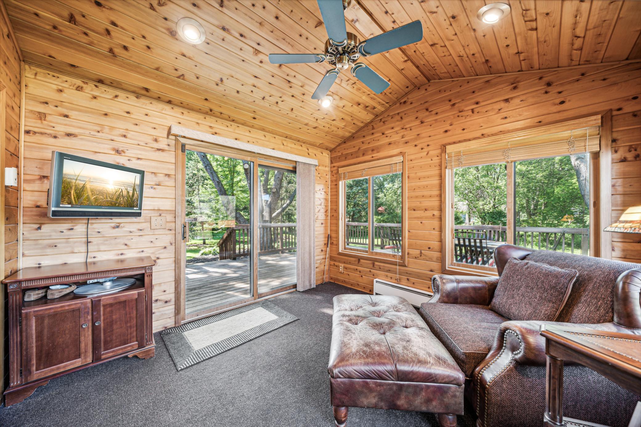 635 Sunset Court