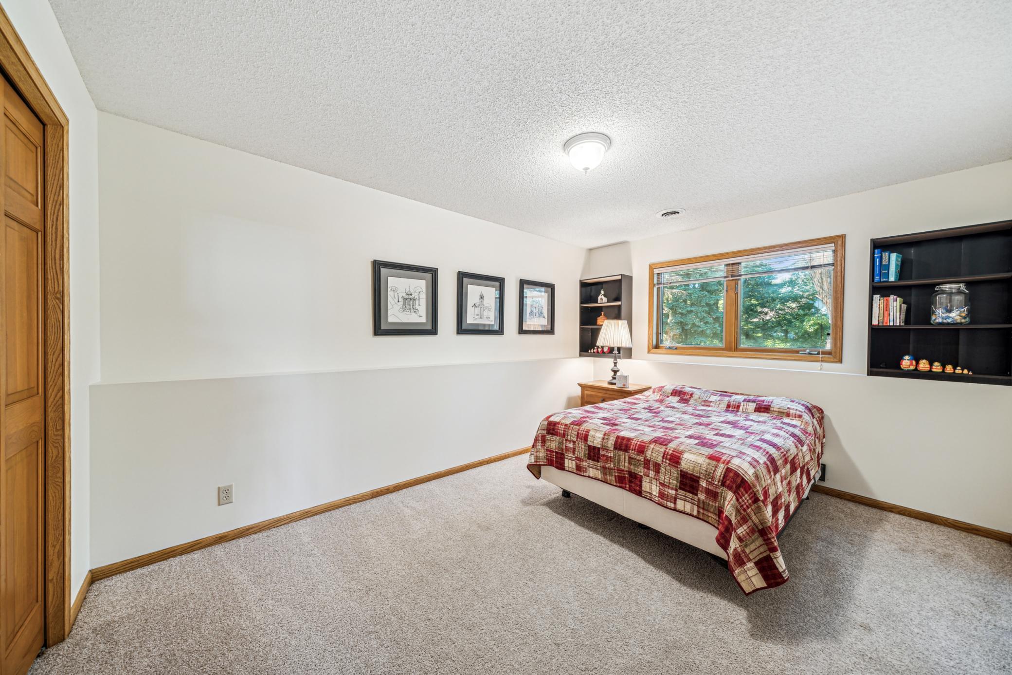 635 Sunset Court