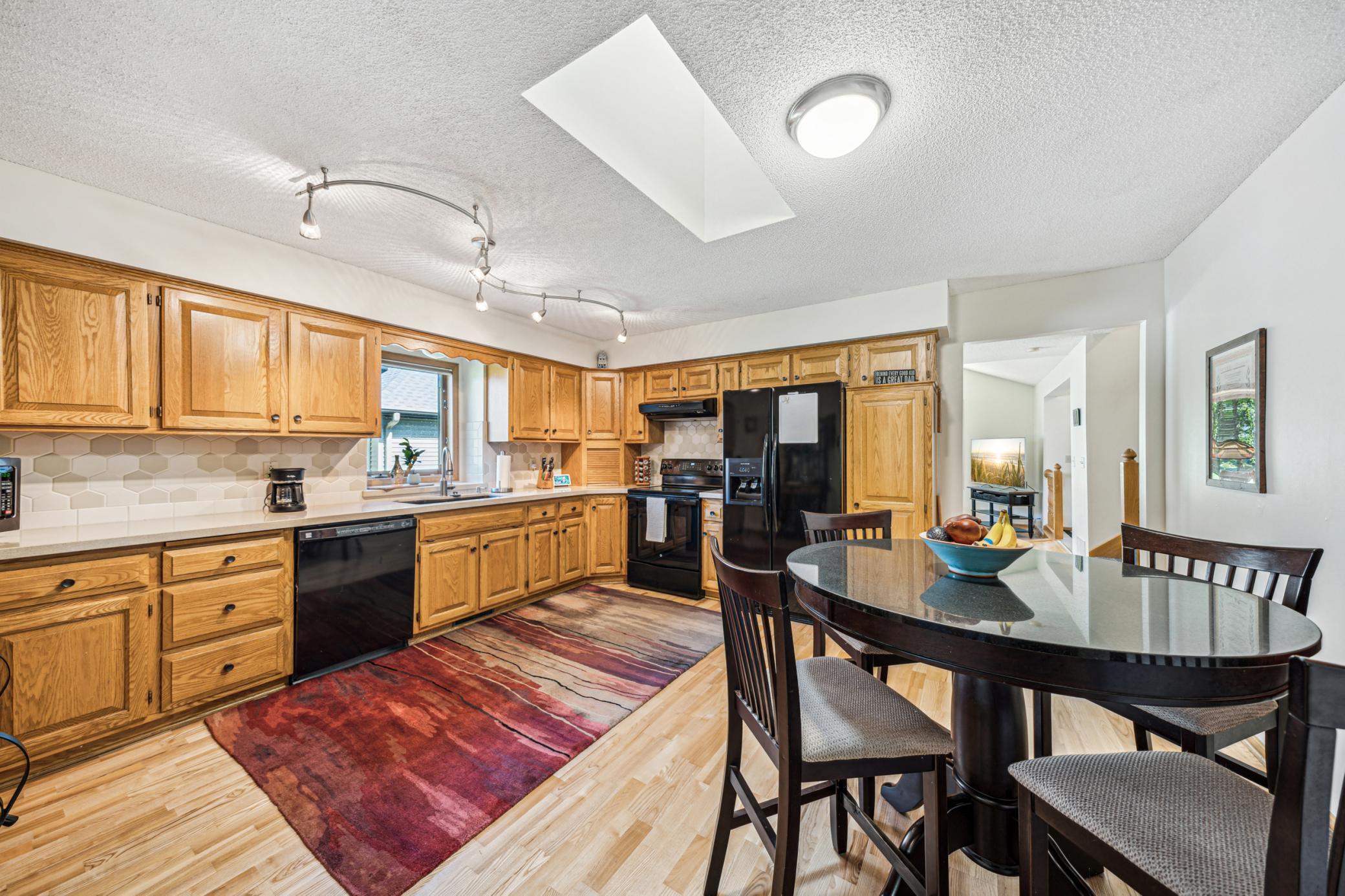 635 Sunset Court
