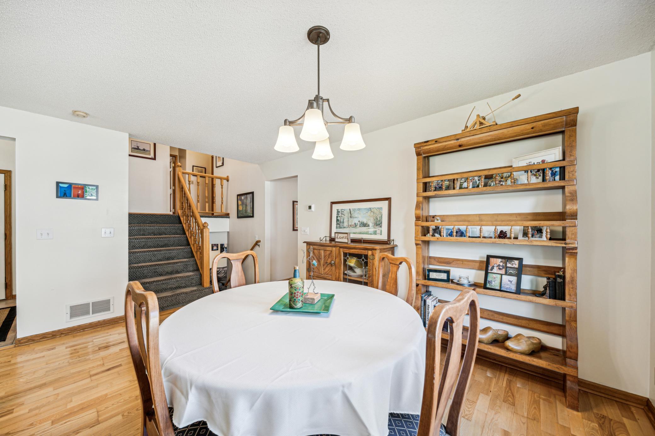 635 Sunset Court
