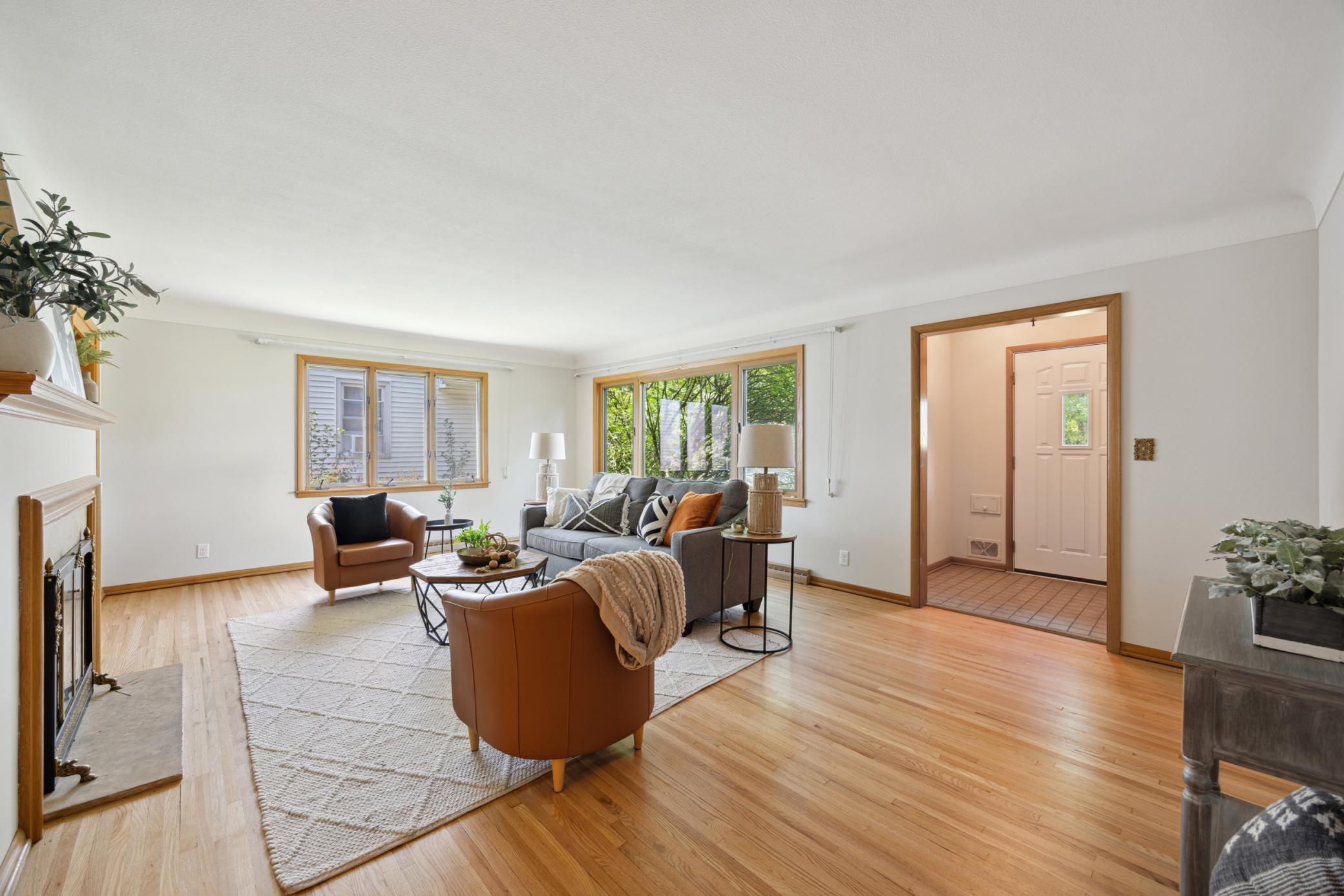 5707-5709 Goodrich Avenue