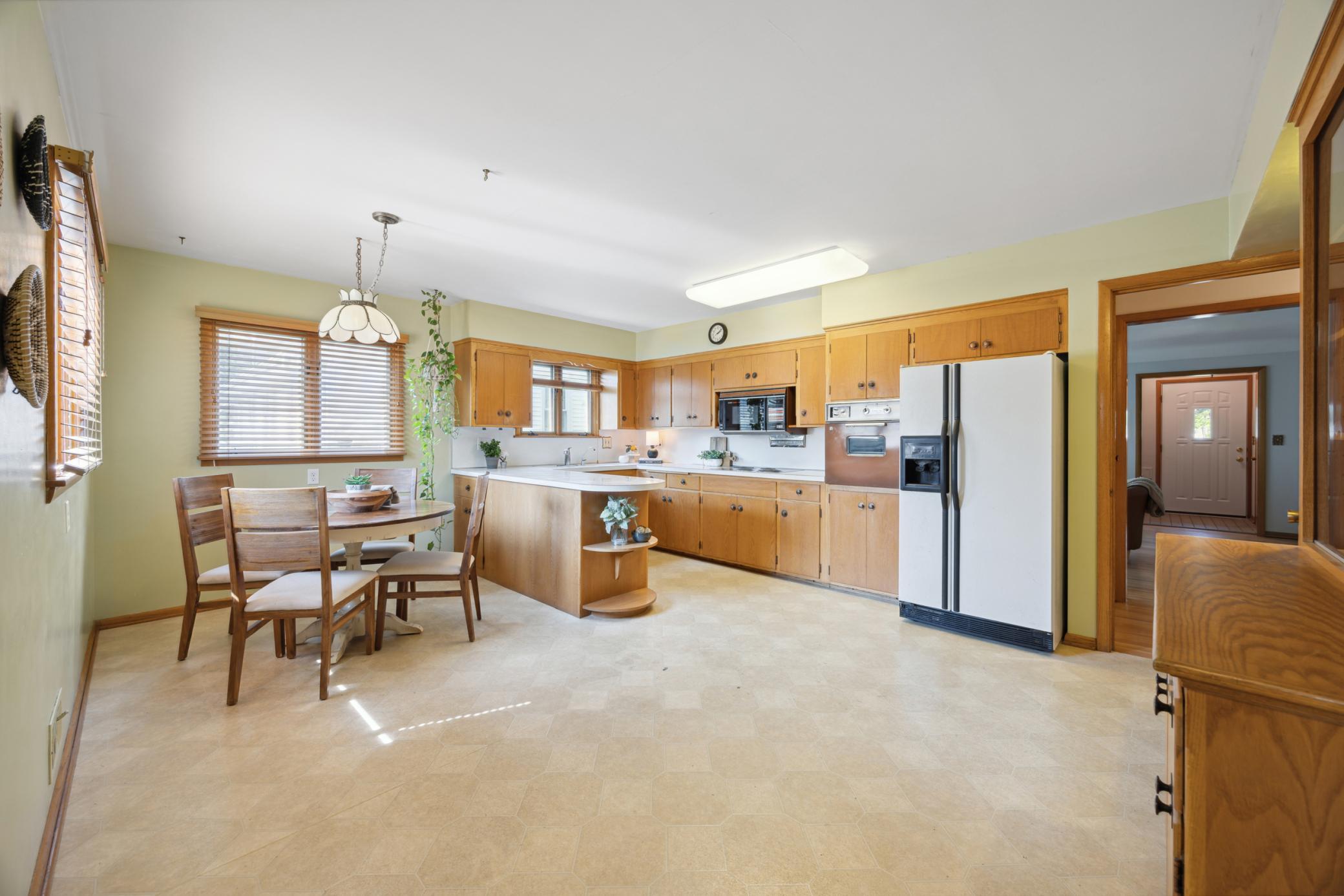 5707-5709 Goodrich Avenue