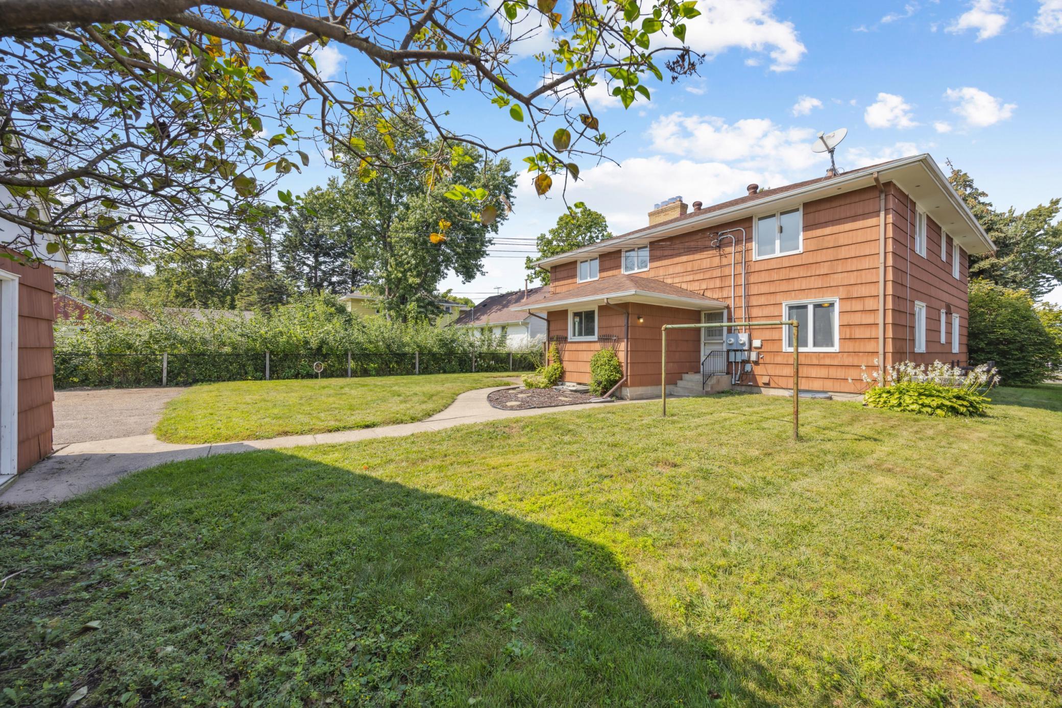 5707-5709 Goodrich Avenue