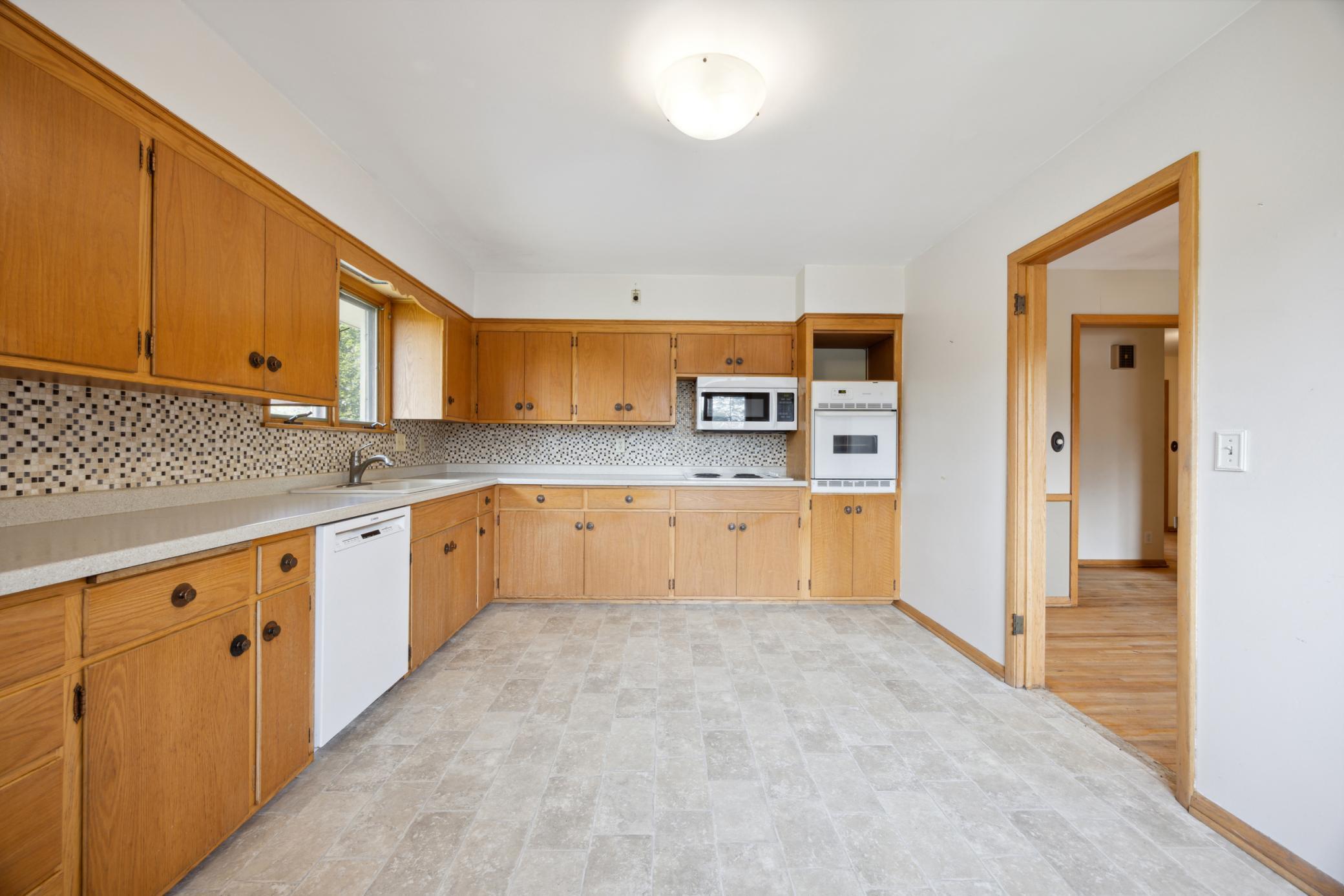 5707-5709 Goodrich Avenue