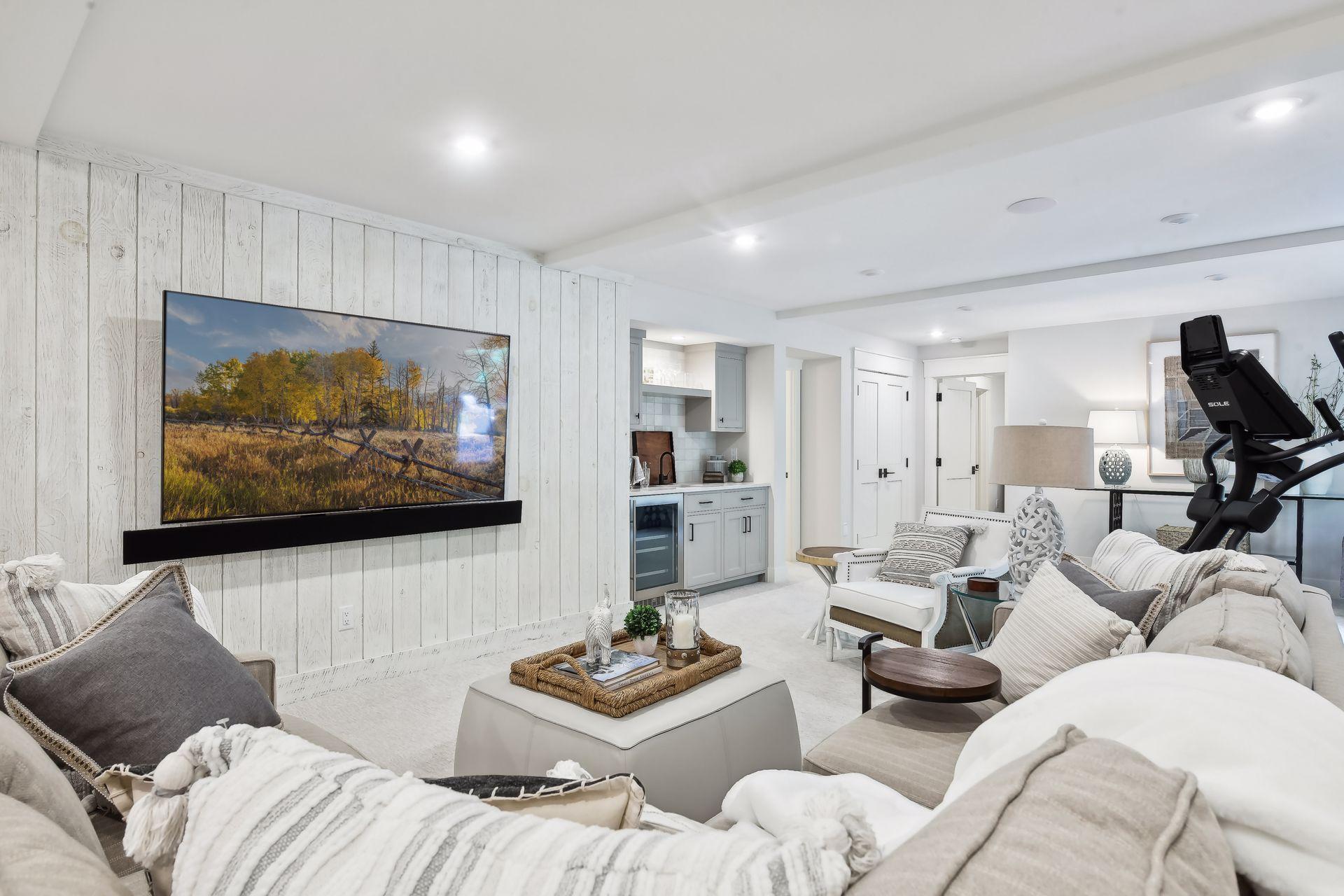 1950 South Ridge Drive