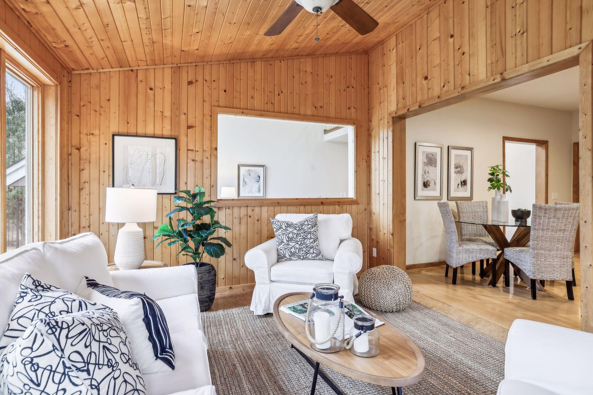 3380 Shadyview Lane N