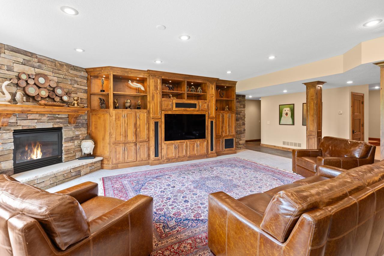 1495 Medina Road