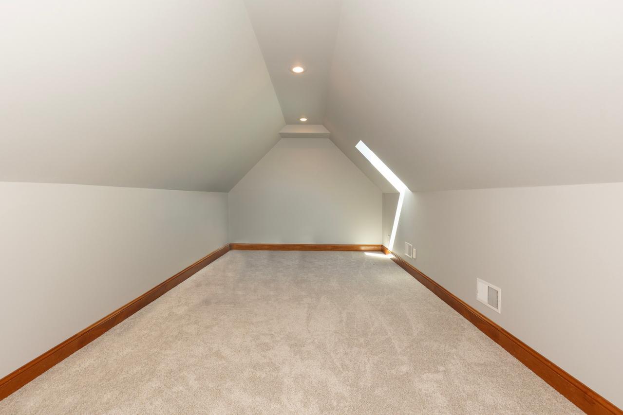 1495 Medina Road