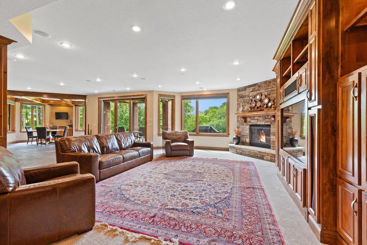1495 Medina Road